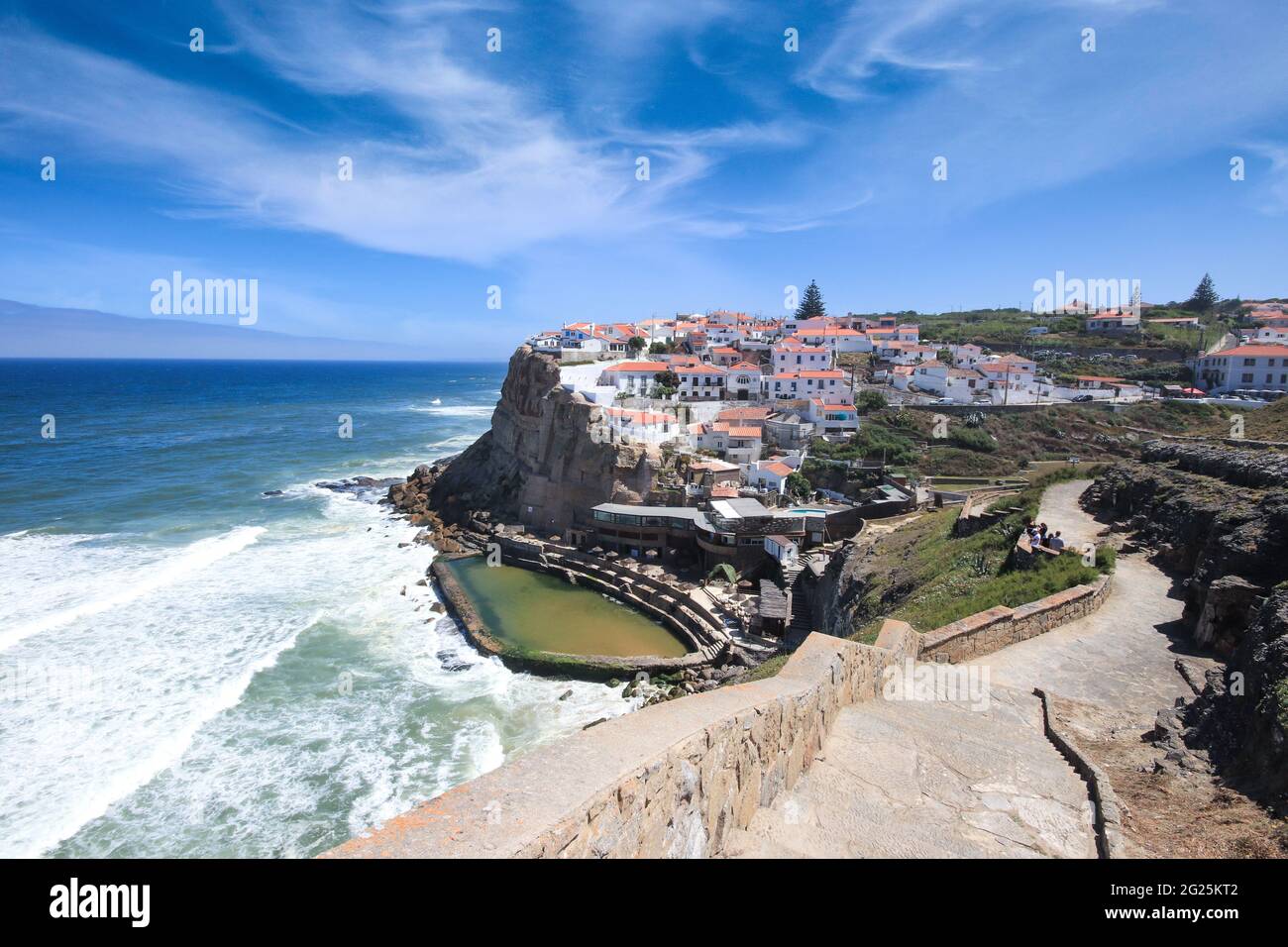 Landschaft von Azenhas do Mar kleines Dorf an der Küste Stockfoto