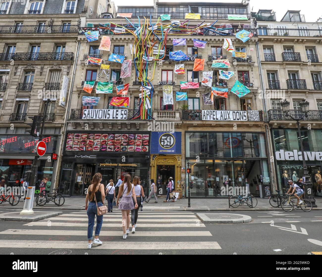 59 RIVOLI DIE KUNSTBESETZER VON PARIS Stockfoto