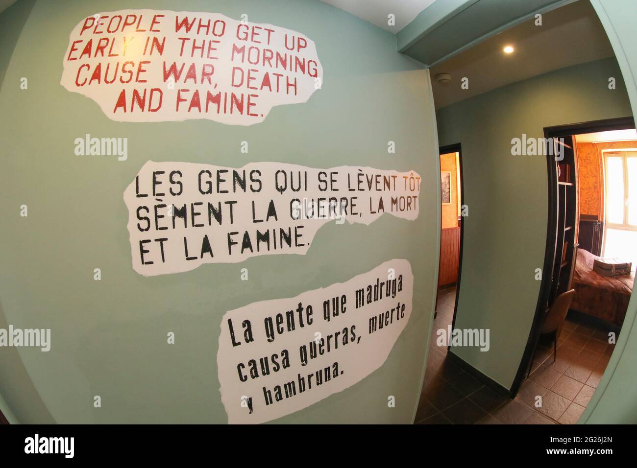 ABGELEGENES HOTEL IN PARIS, BANKSY HOTEL Stockfoto