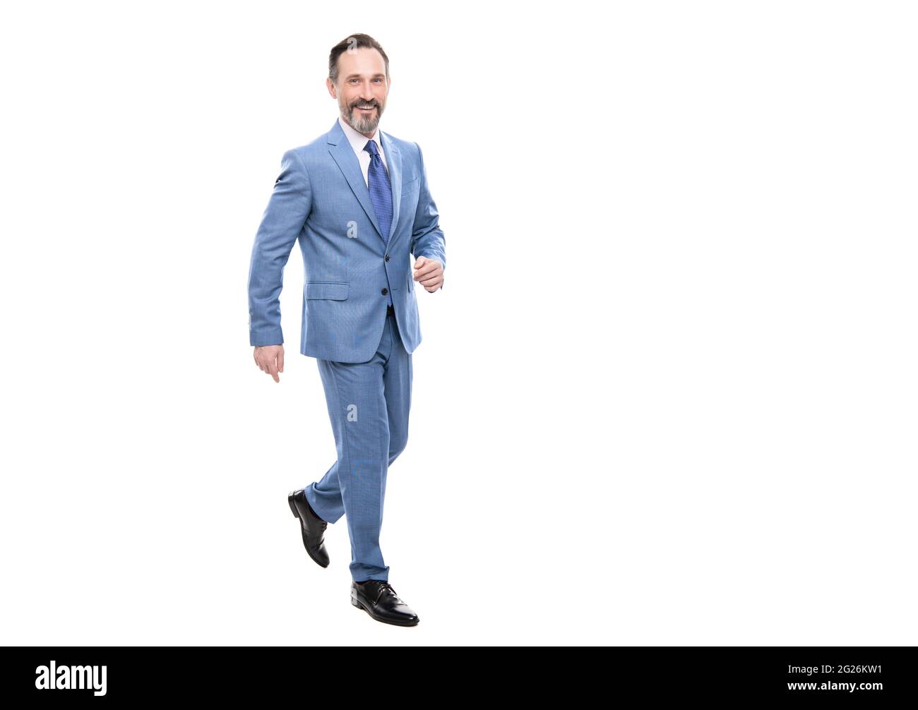 Grizzled glücklich Walking bärtig ceo. Zuversichtlich Chef mit grauem Haar. Copy space. Geschäftsmann Stockfoto