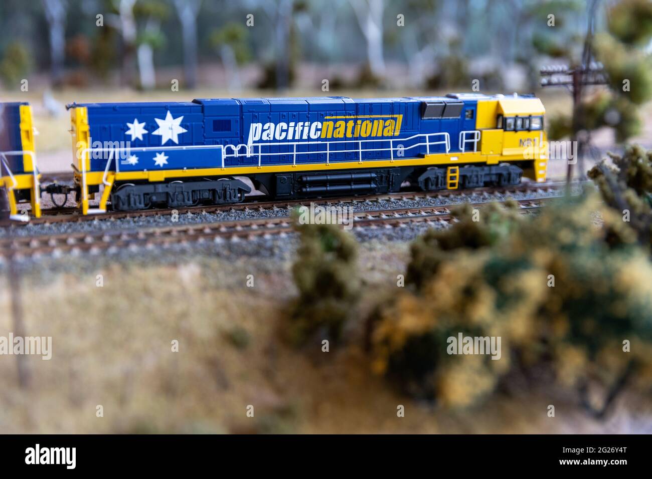 Pacific National fährt auf einer Modelleisenbahn Stockfoto