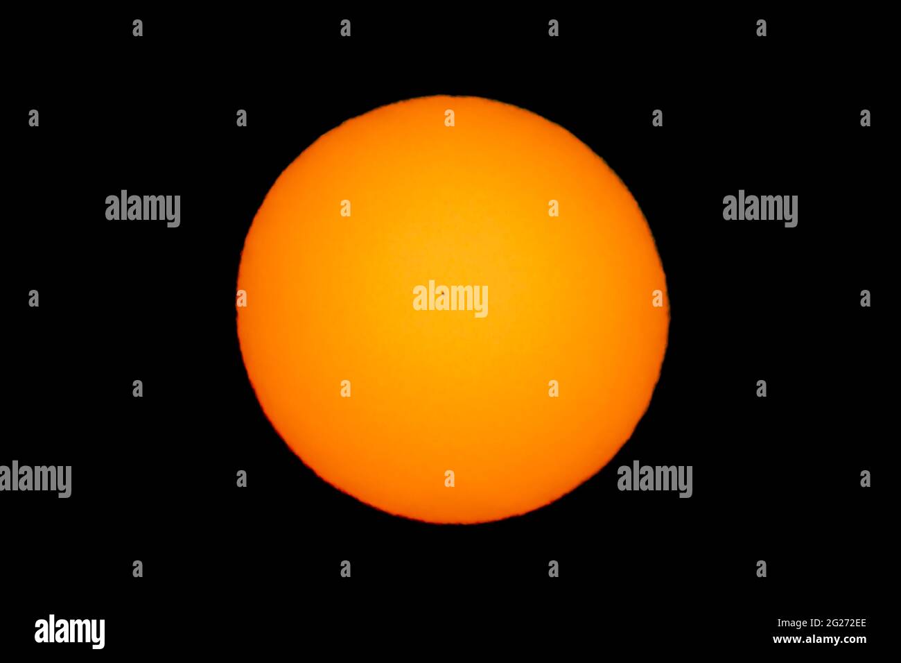Merkur in der Mitte seines Transits über die Sonne Stockfoto