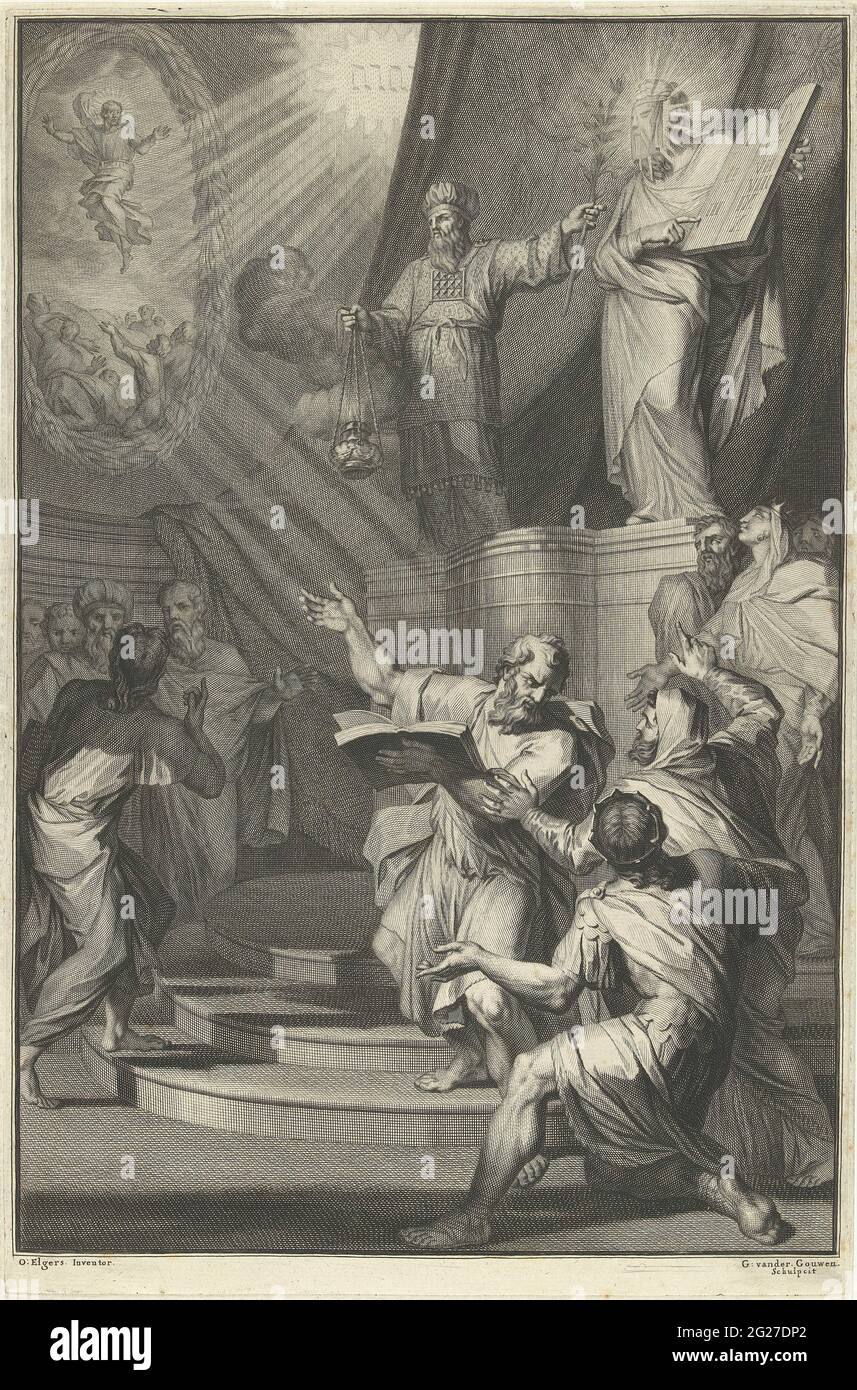 Aaron und der verschleierte Moses präsentieren den Israeliten die Gesetzestafeln; Titelseite für David Martin, History des Ouden and Nieuwen Testamentes, 1700. Auf dem Sockel der Hohepriester Aaron und der verschleierte Moses. Um sie herum das jüdische Volk. Moses zeigt den Israeliten die Gesetzentafeln. Im Hintergrund das Tetragramm und eine Darstellung der Himmelfahrt Christi Stockfoto