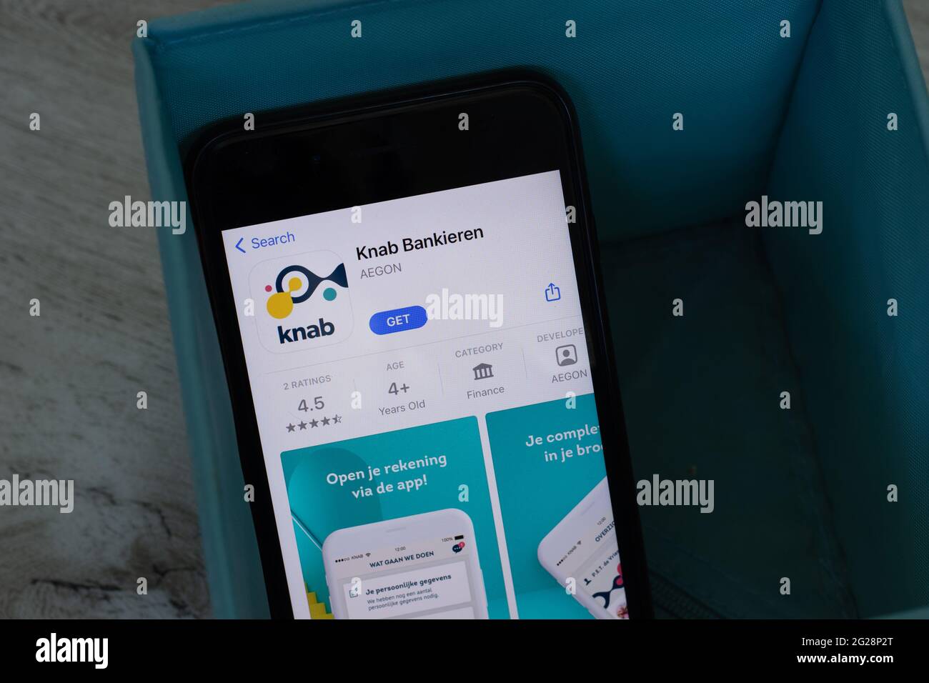 New York, USA - 1. Juni 2021: Logo der mobilen App Knab Bankieren auf dem Telefonbildschirm, Nahaufnahme-Symbol, illustratives Editorial Stockfoto