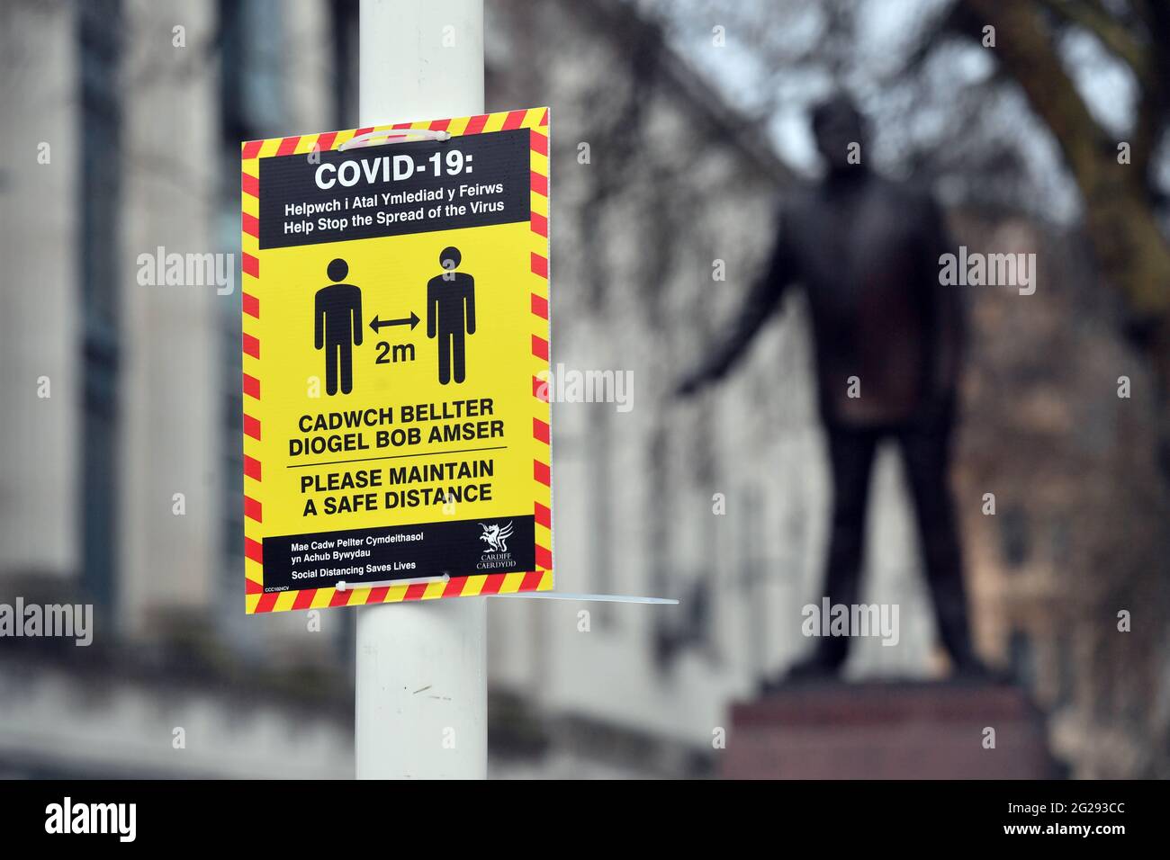 Cardiff City Centre, Wales, während der Sperrung der Covid 19/Coronavirus-Pandemie, Statue of Aneurin ( Nye) Bevan, Gründer des NHS. Bild aufgenommen am 8. Januar 2021 Stockfoto