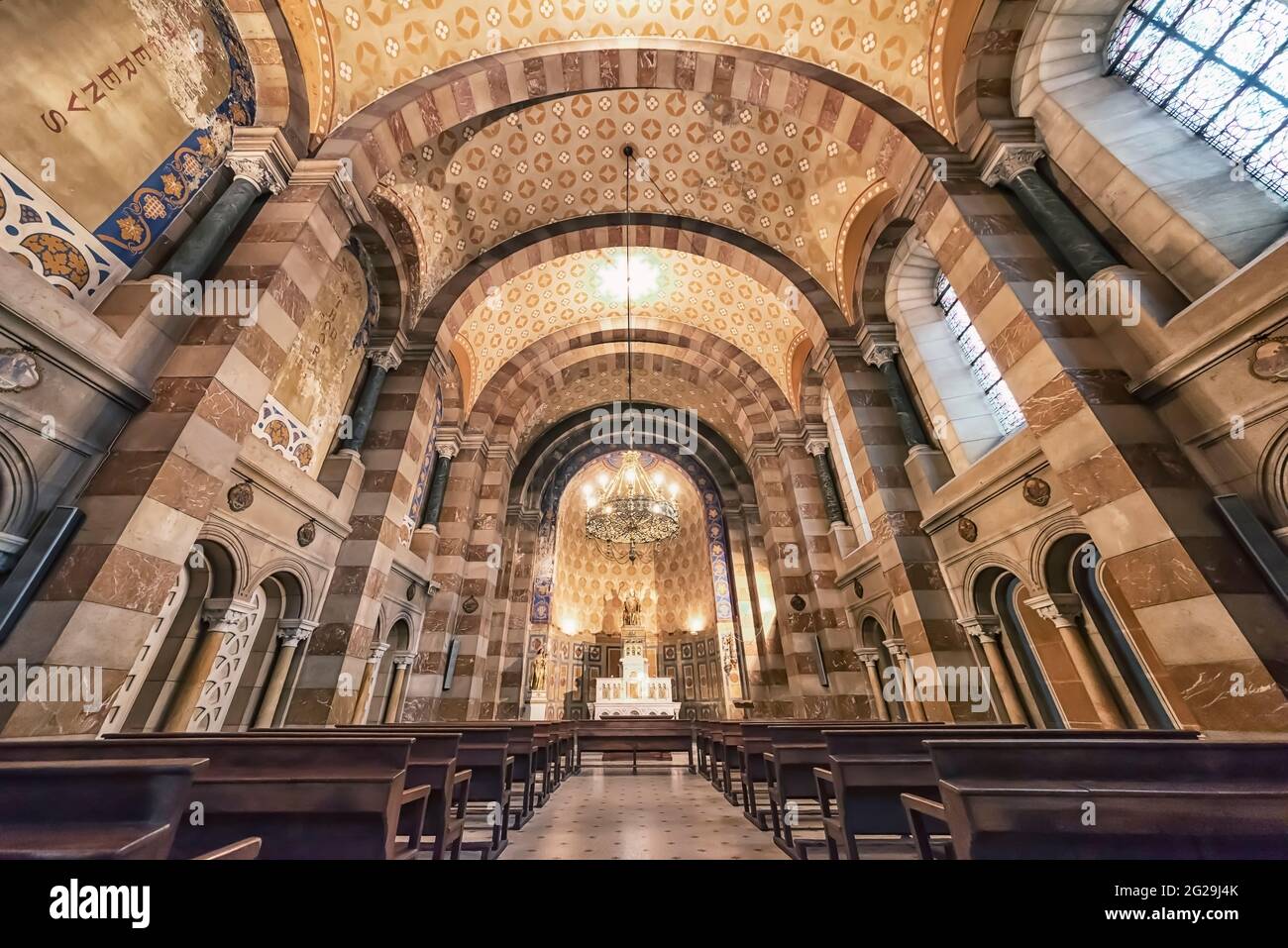 Im Inneren der Kathedrale von Marseille La Major Stockfoto
