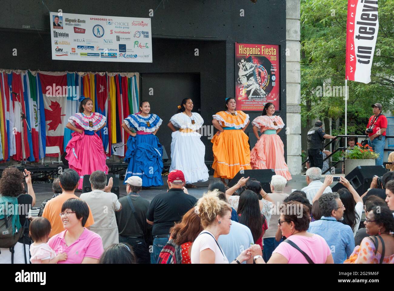 Torontos Hispanic Fiesta ist eine Feier der lateinamerikanischen Kultur in dieser multikulturellen Stadt, sie bringt die lateinamerikanische Gemeinschaft in jeder Hinsicht zusammen Stockfoto