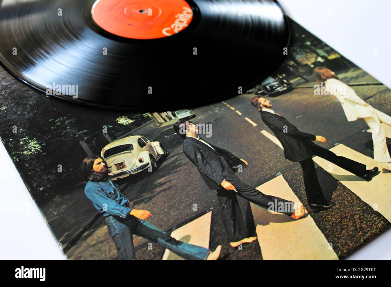 Abbey Road ist eine Platte der englischen Rockband The Beatles. Dieses Musikalbum ist auf einer Vinyl-LP-Platte. Psychedelischer Popmusik. Albumcover Stockfoto