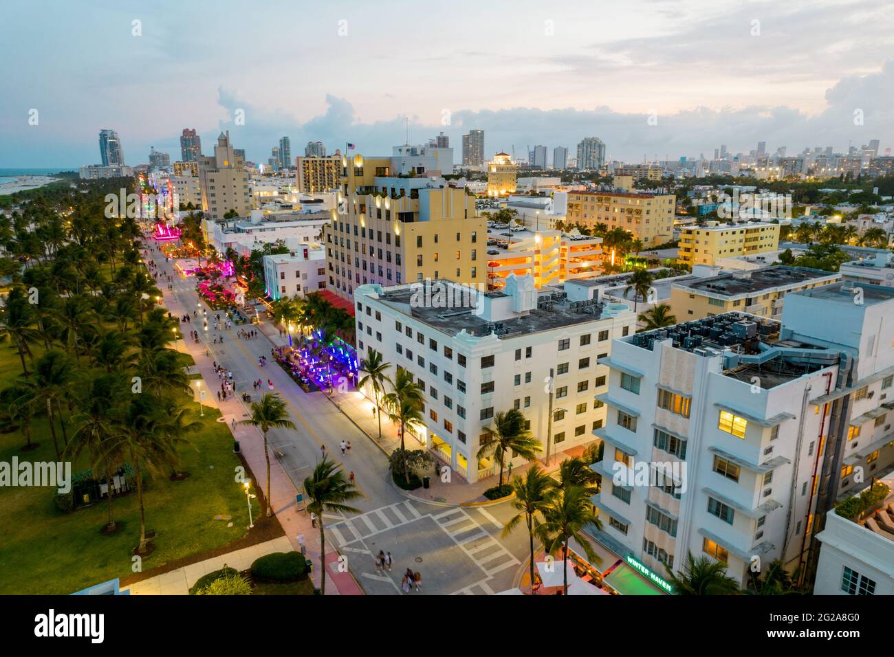 Miami Beach, FL, USA - 6. Juni 2021: Luftbildhotels in Miami Beach am Ocean Drive Stockfoto