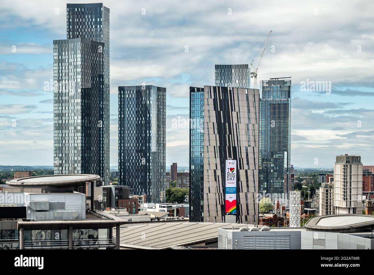 Die Skyline von Manchester zeigt das neue Deansgate Square-Gebäude. Stockfoto