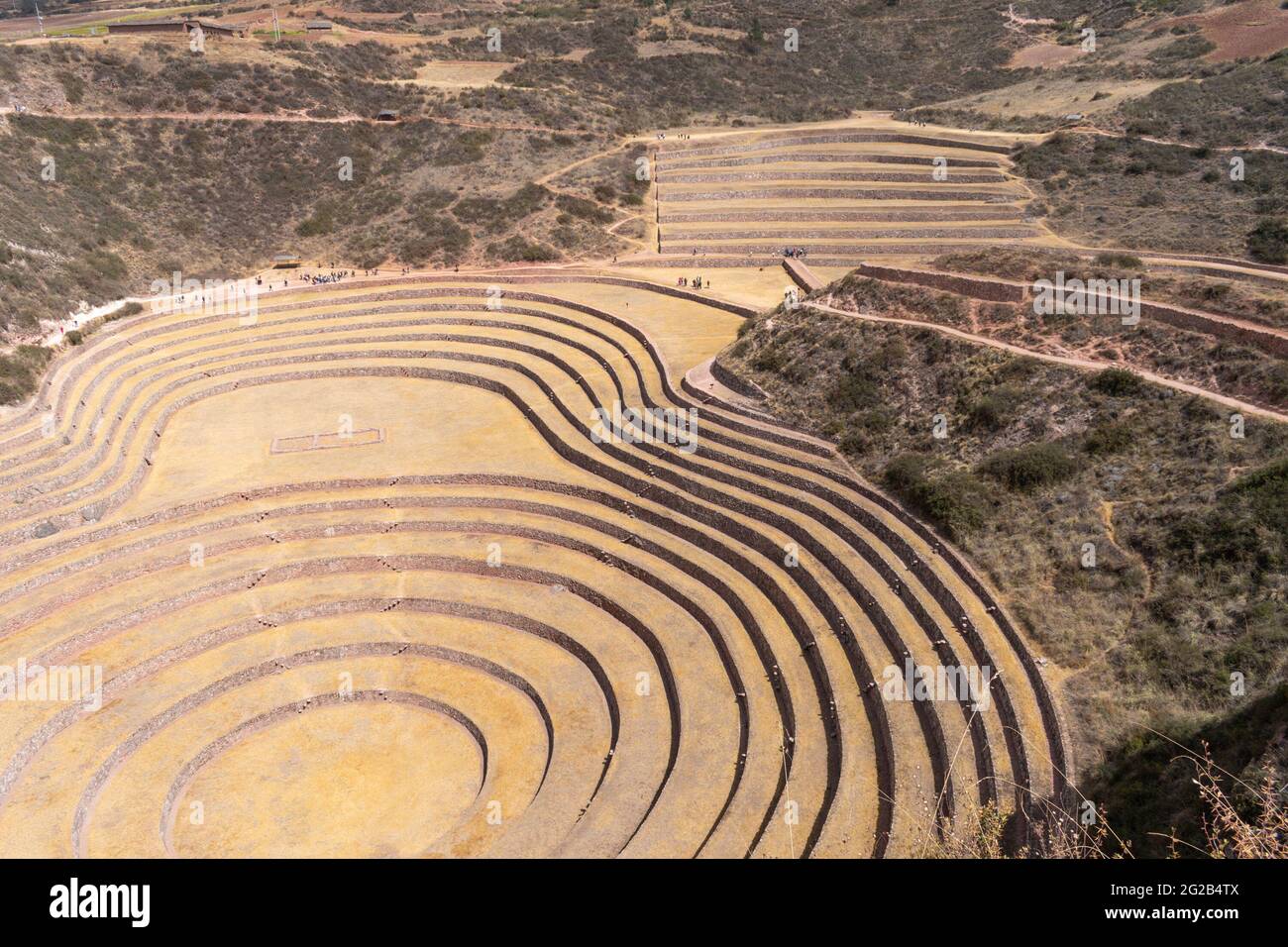 Kreisförmige Inka-Terrassen an der archäologischen Stätte von Moray im Heiligen Tal, Peru Stockfoto