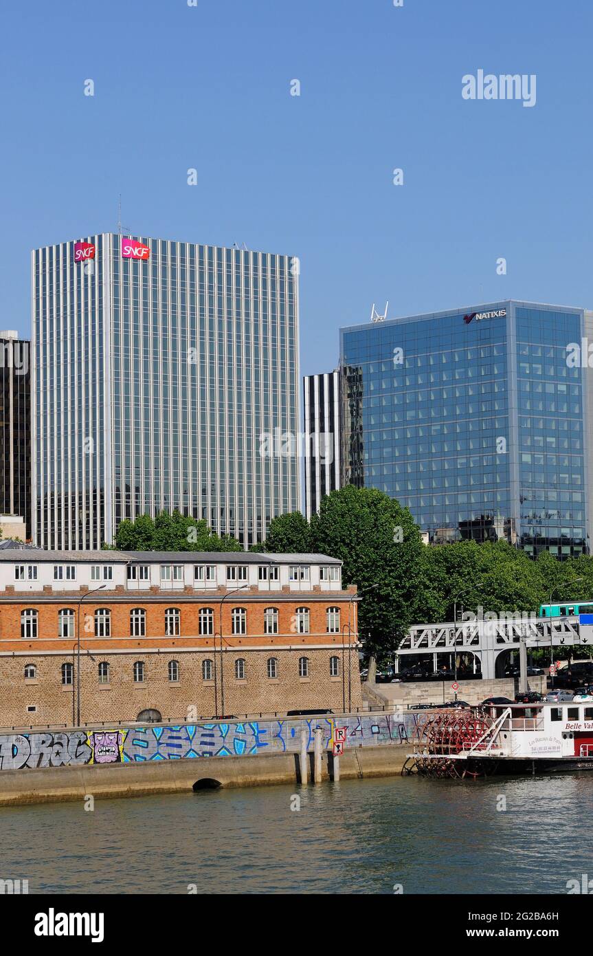 FRANKREICH, PARIS (75) 12. ARRONDISSEMENT, DIE KAIS DER SEINE, BEZIRK DES GARE DE LYON, SITZE VERSCHIEDENER FIRMEN Stockfoto