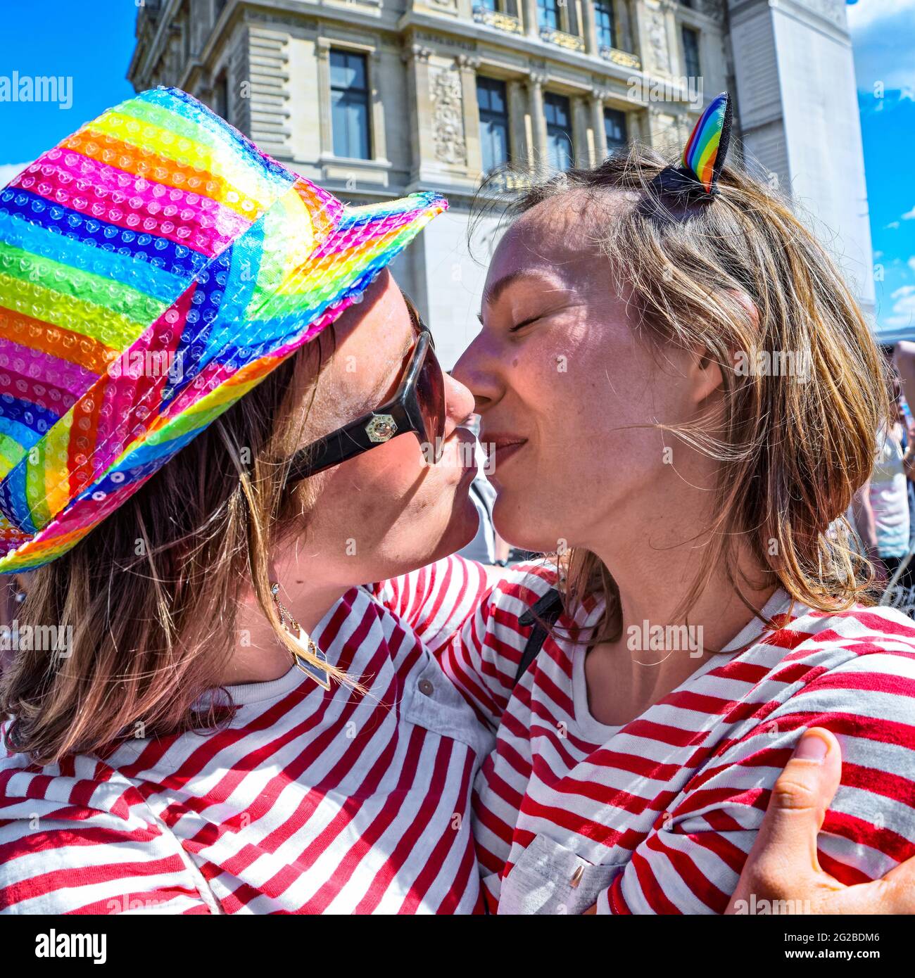 FRANKREICH. PARIS (75) 1ER ARR. MARCHE DES FIERTES LGBT-PARADE (GAY PRIDE) AUF DER RUE DE RIVOLI Stockfoto