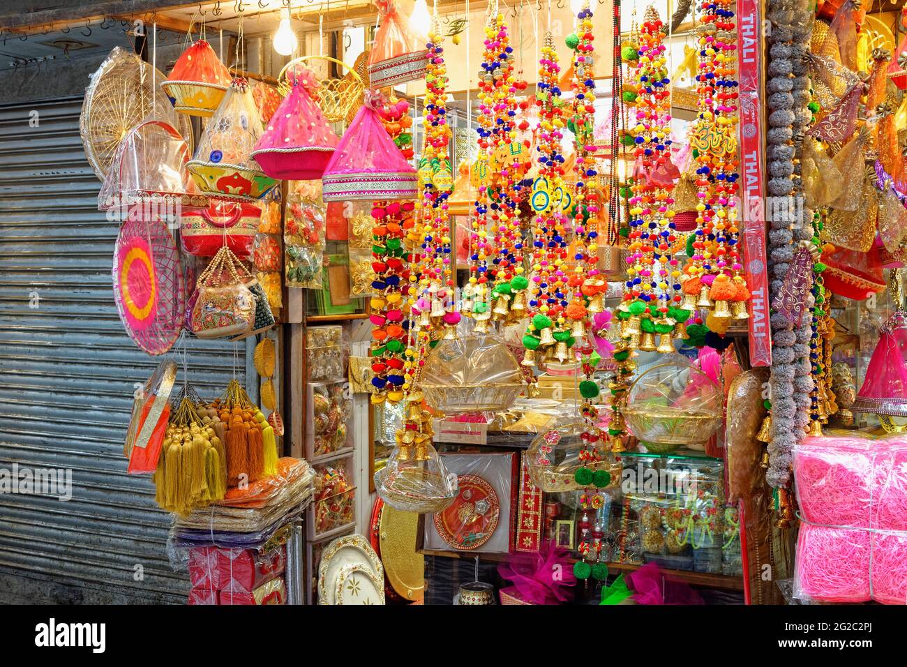 Marktstände, Chandni Chowk Basar, einer der ältesten Marktplätze in Alt-Delhi, Indien Stockfoto