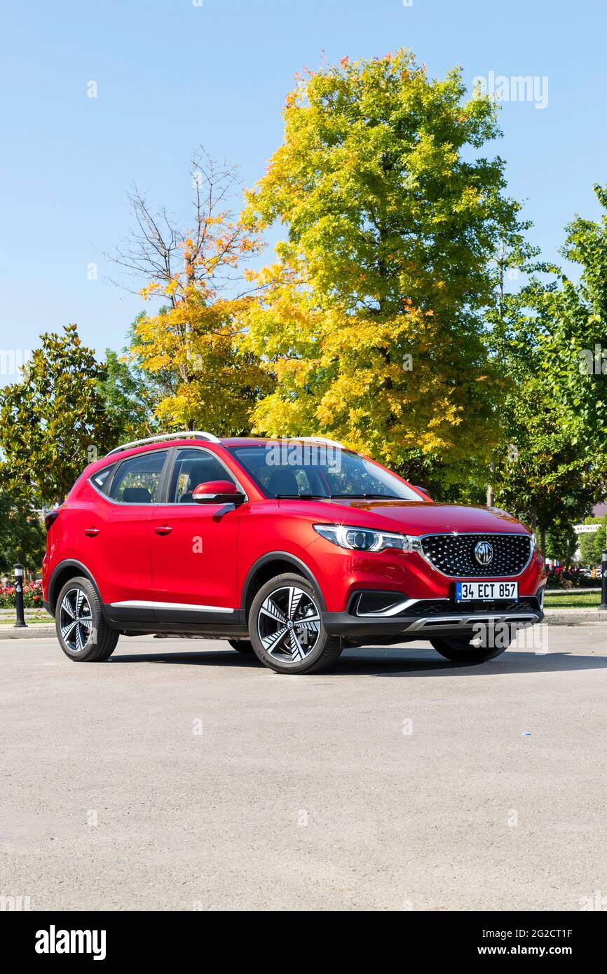 MG ZS ist ein subkompakter Crossover-SUV, der von SAIC Motor unter der Marke MG produziert wird. Eine komplett elektrische Version gab ihr Debüt als VMS EV. Stockfoto