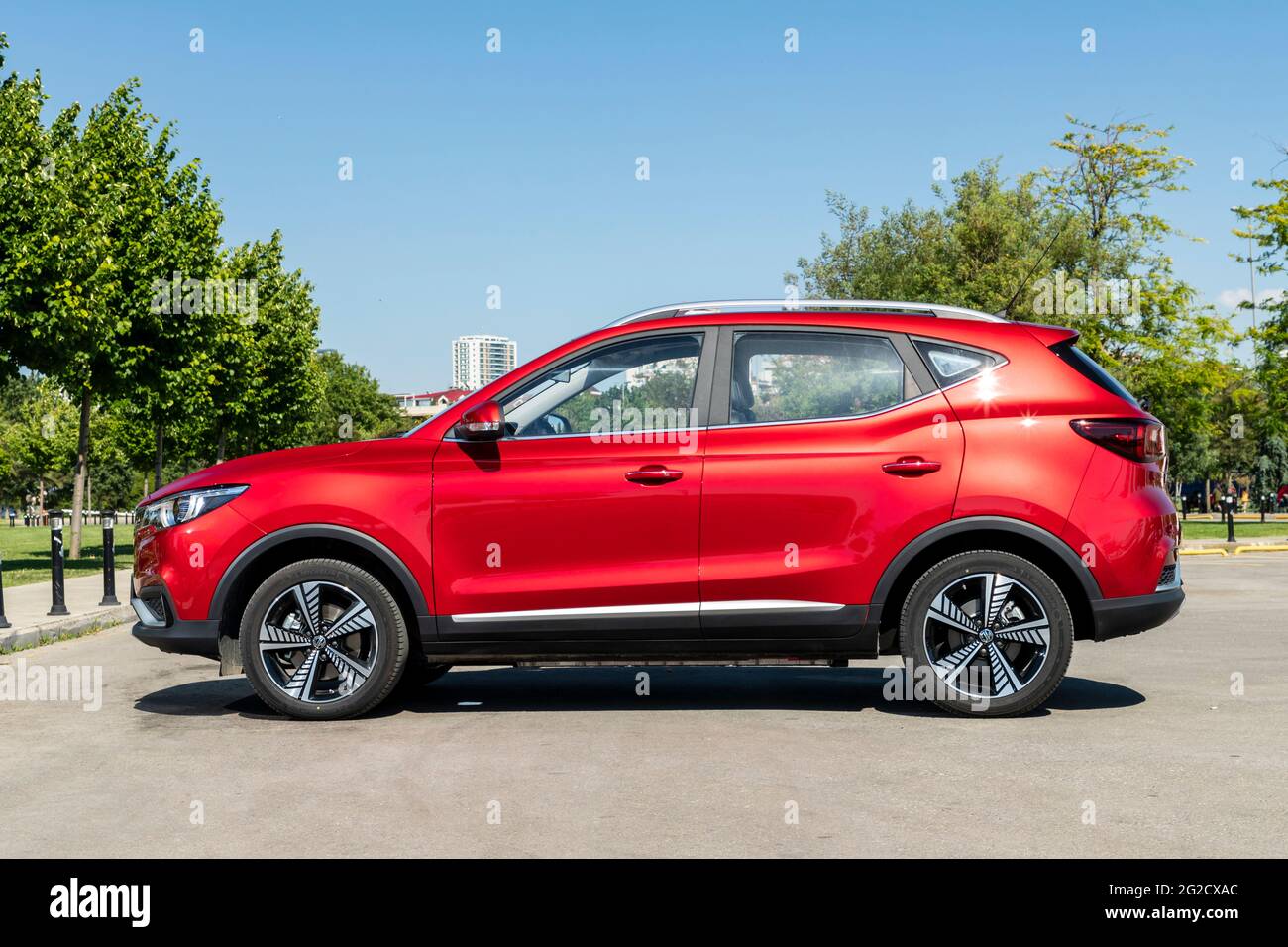 MG ZS ist ein subkompakter Crossover-SUV, der von SAIC Motor unter der Marke MG produziert wird. Eine komplett elektrische Version gab ihr Debüt als VMS EV. Stockfoto