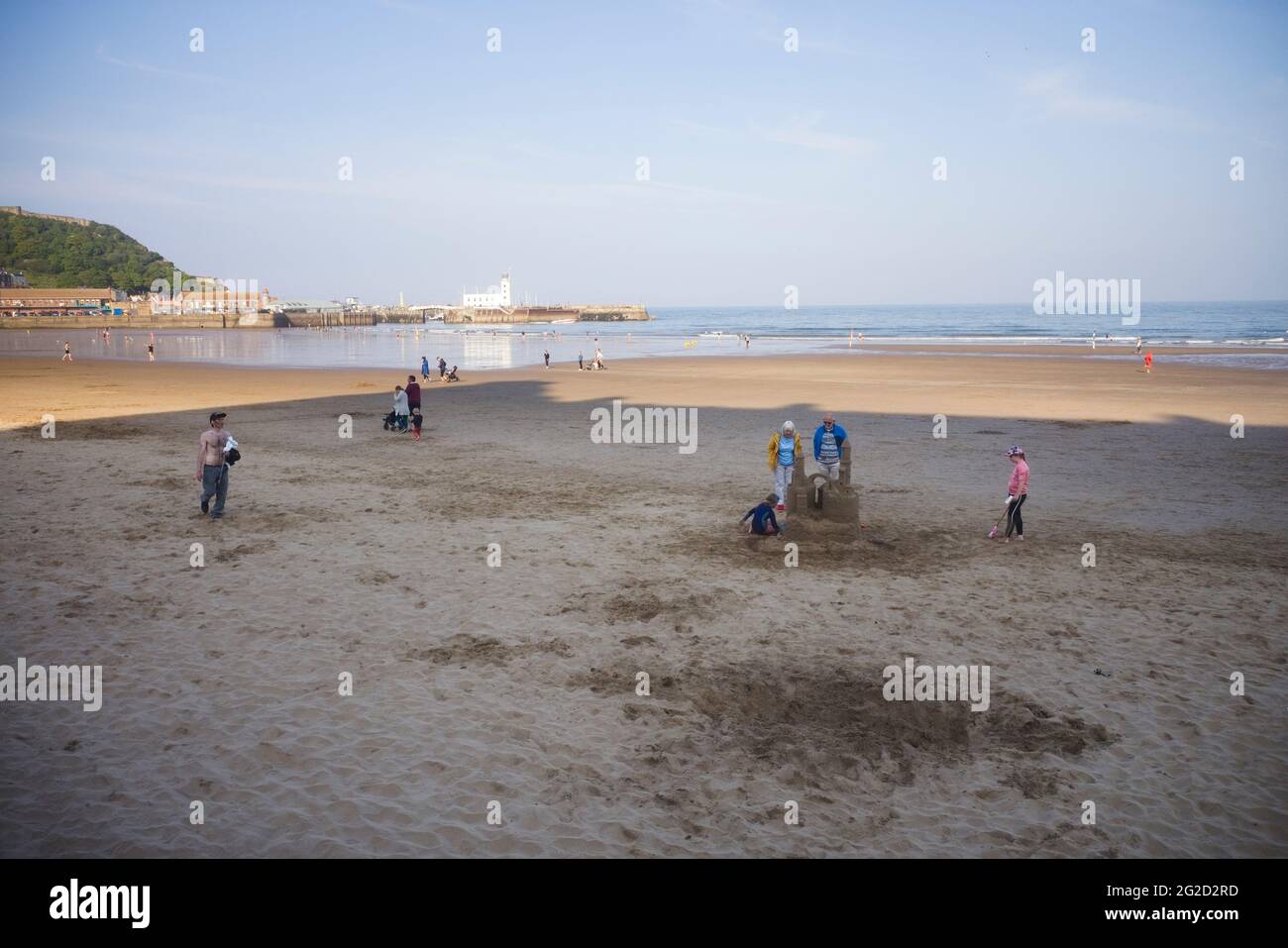 Eine sehr kunstvolle Sandburg am Strand von Scarborough Stockfoto