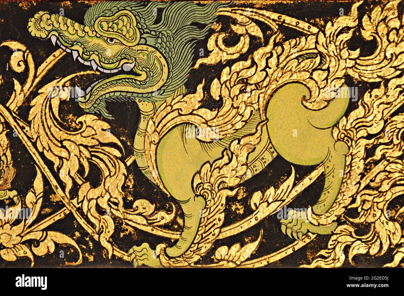 Goldener Löwe - traditionelle thailändische Malerei Stockfoto