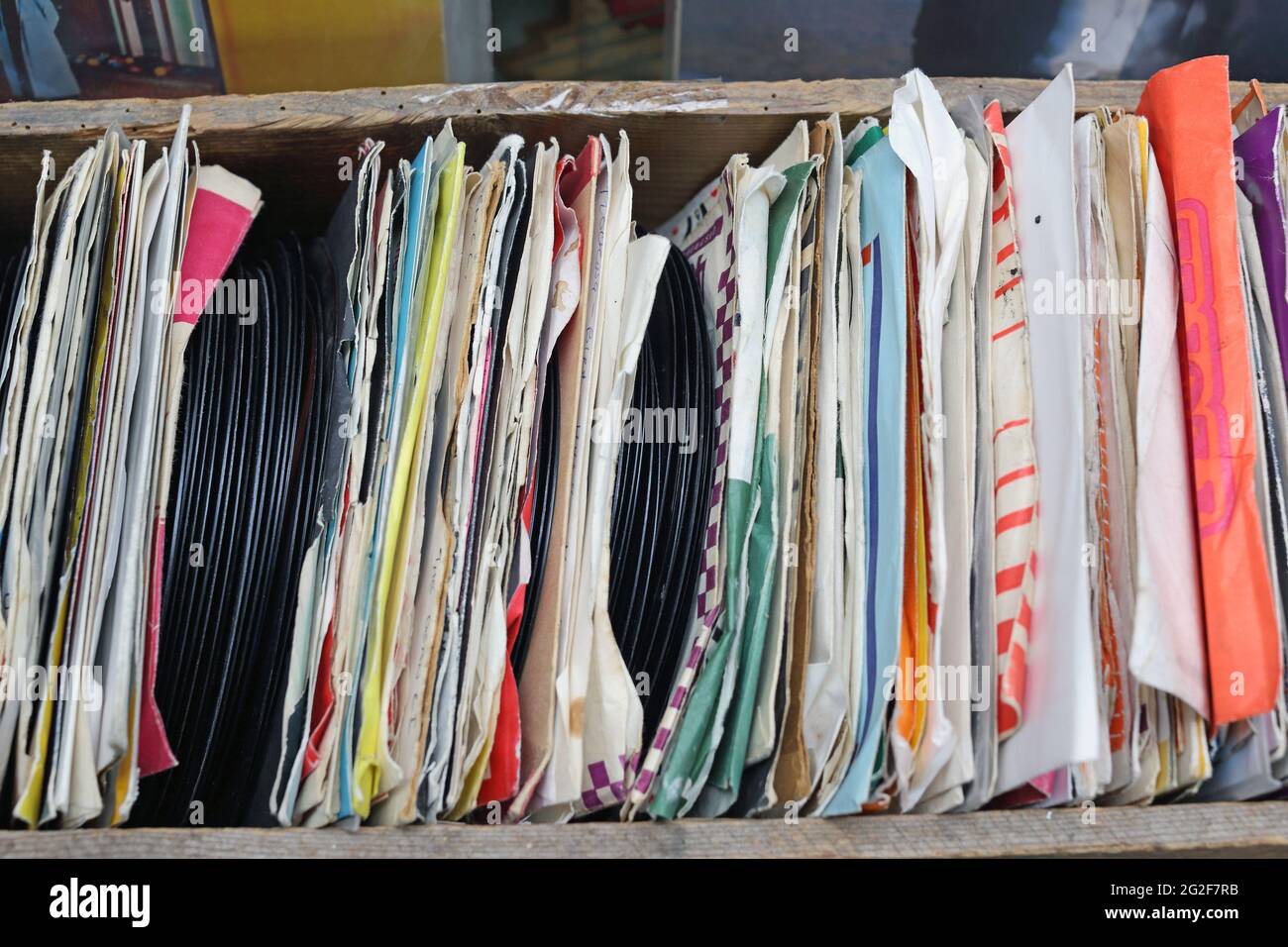 Second Hand Vinyl Schallplatten Stockfoto
