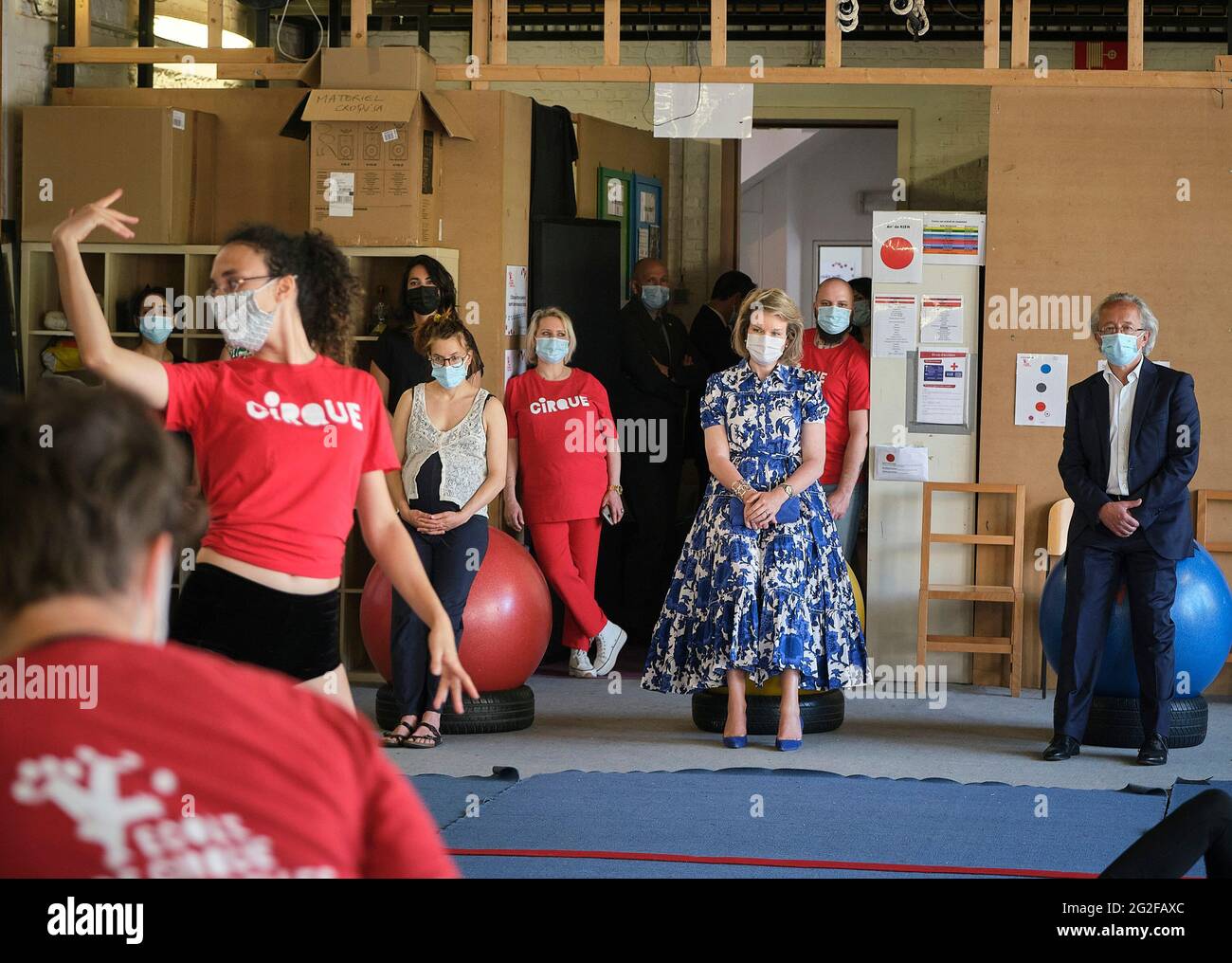 Königin Mathilde von Belgien, abgebildet bei einem königlichen Besuch der Brüsseler Zirkusschule 'Ecole du Cirque de Bruxelles', in Brüssel, Freitag, 11. Juni 2021 Stockfoto