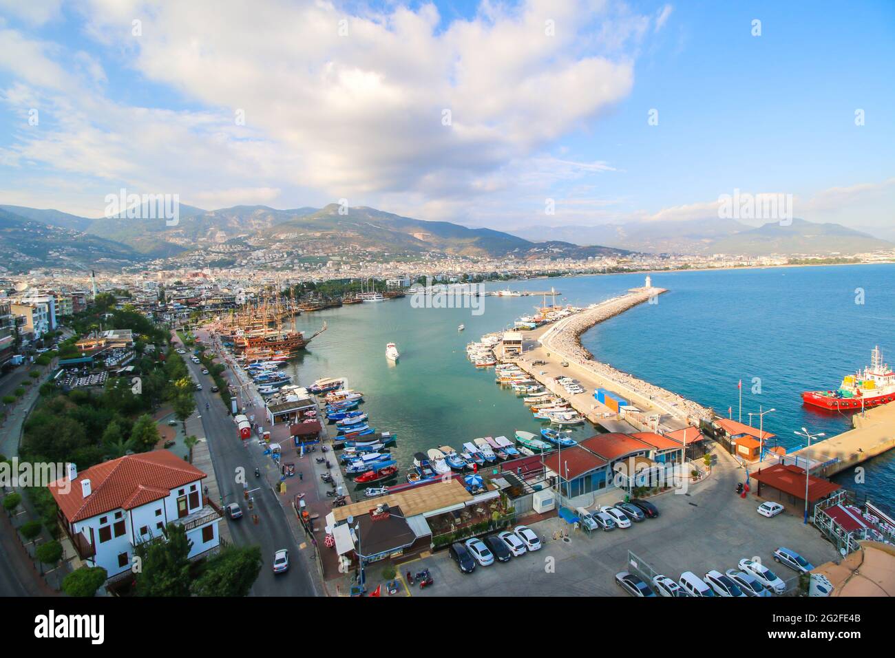 Der historische Kızıl Kule (Roter Turm), Burg auf der Halbinsel Alanya, Mittelmeer, Antalya, Türkei. Stockfoto