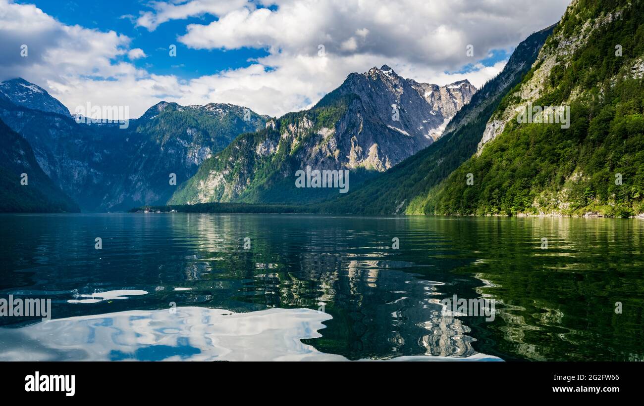 Elektroboot Tour am Königsee Stockfoto