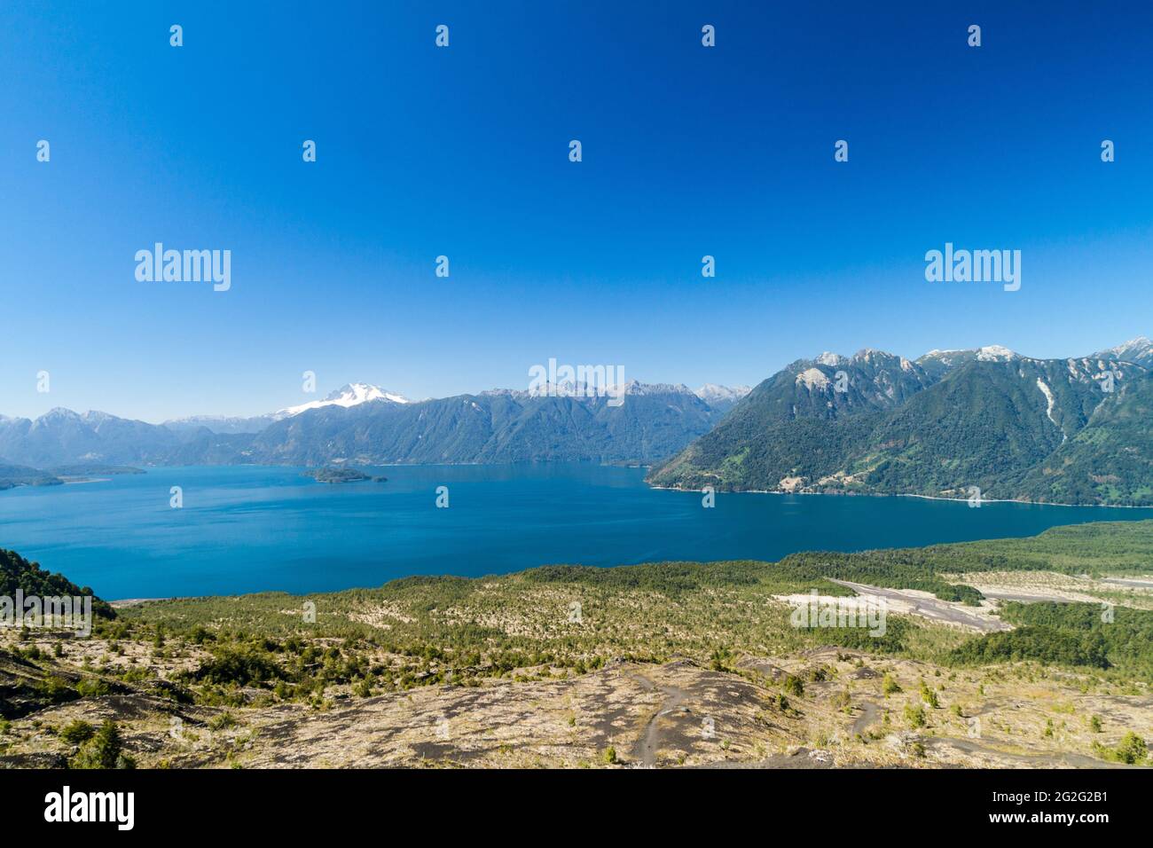 Lago Todos los Santos (See aller Heiligen) mit Vulkan Monte Tronador im Hintergrund, Chile Stockfoto
