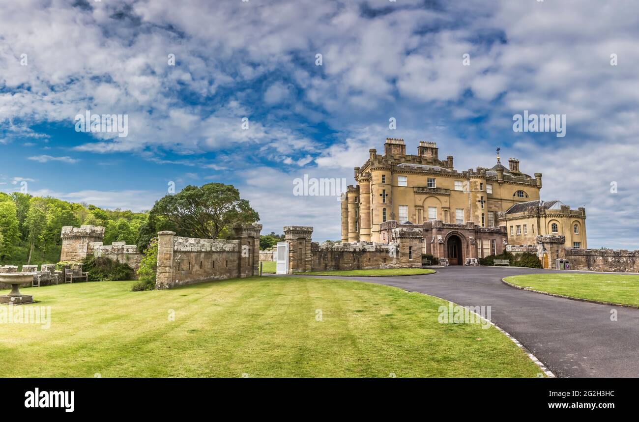 Schottland. Panorama Culzean Castle und Haupthof Stockfoto