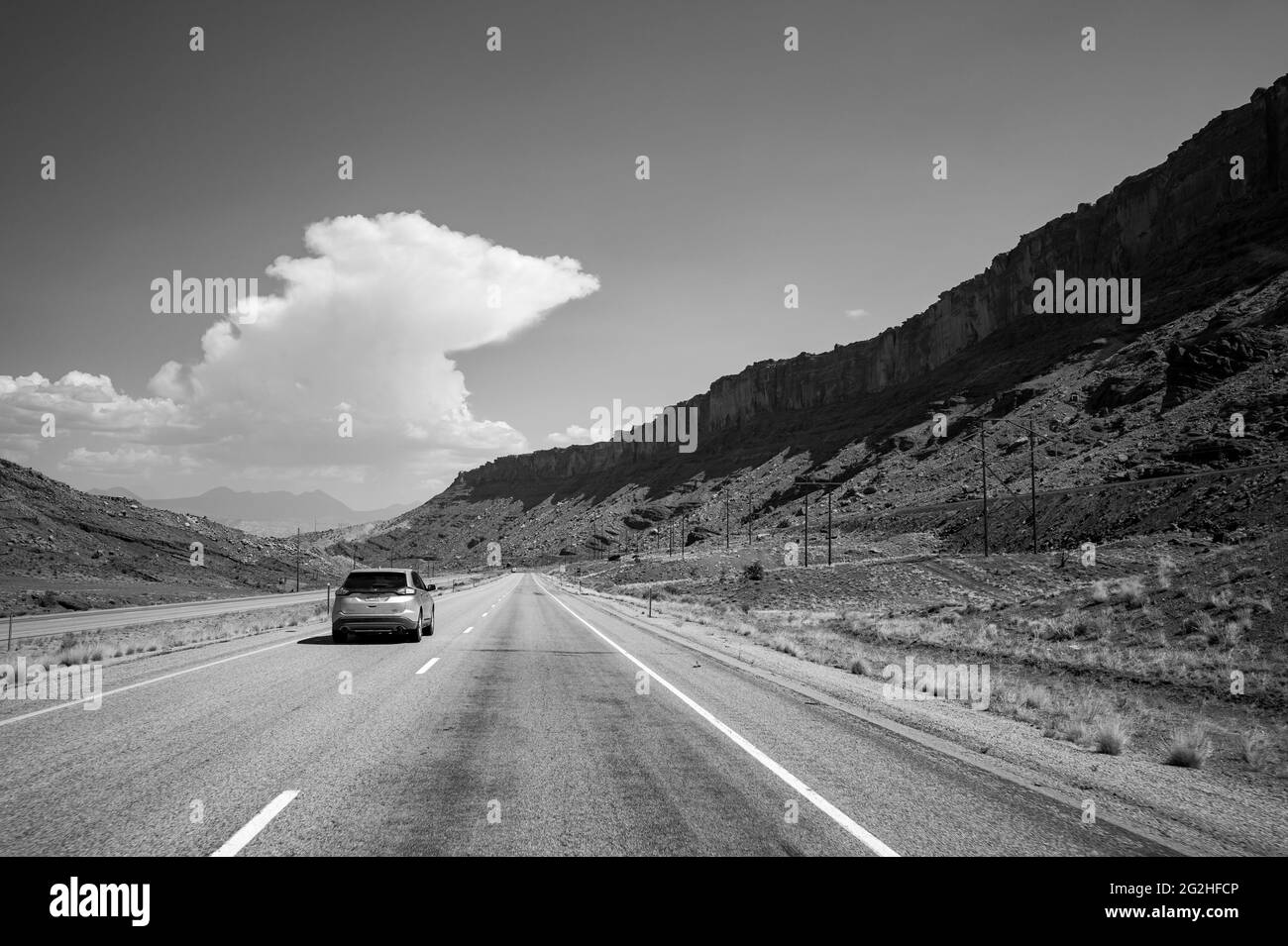 Landschaftlich schöner Blick auf den US Highway 191 in der Nähe von Moab, Utah, USA Stockfoto
