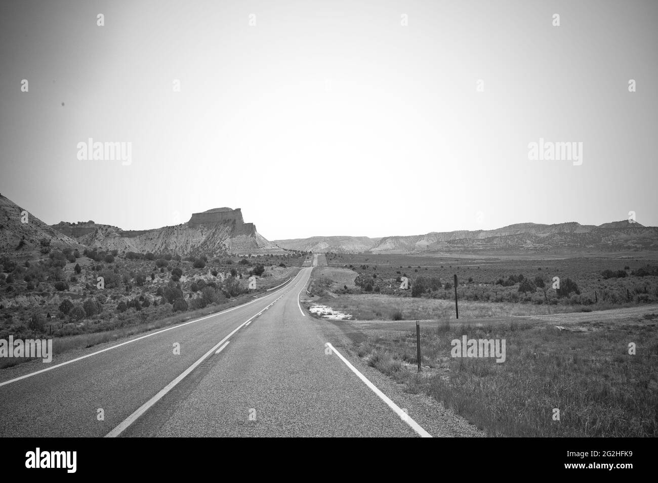 On the Road in der Nähe von Cannonville, Utah, USA Stockfoto
