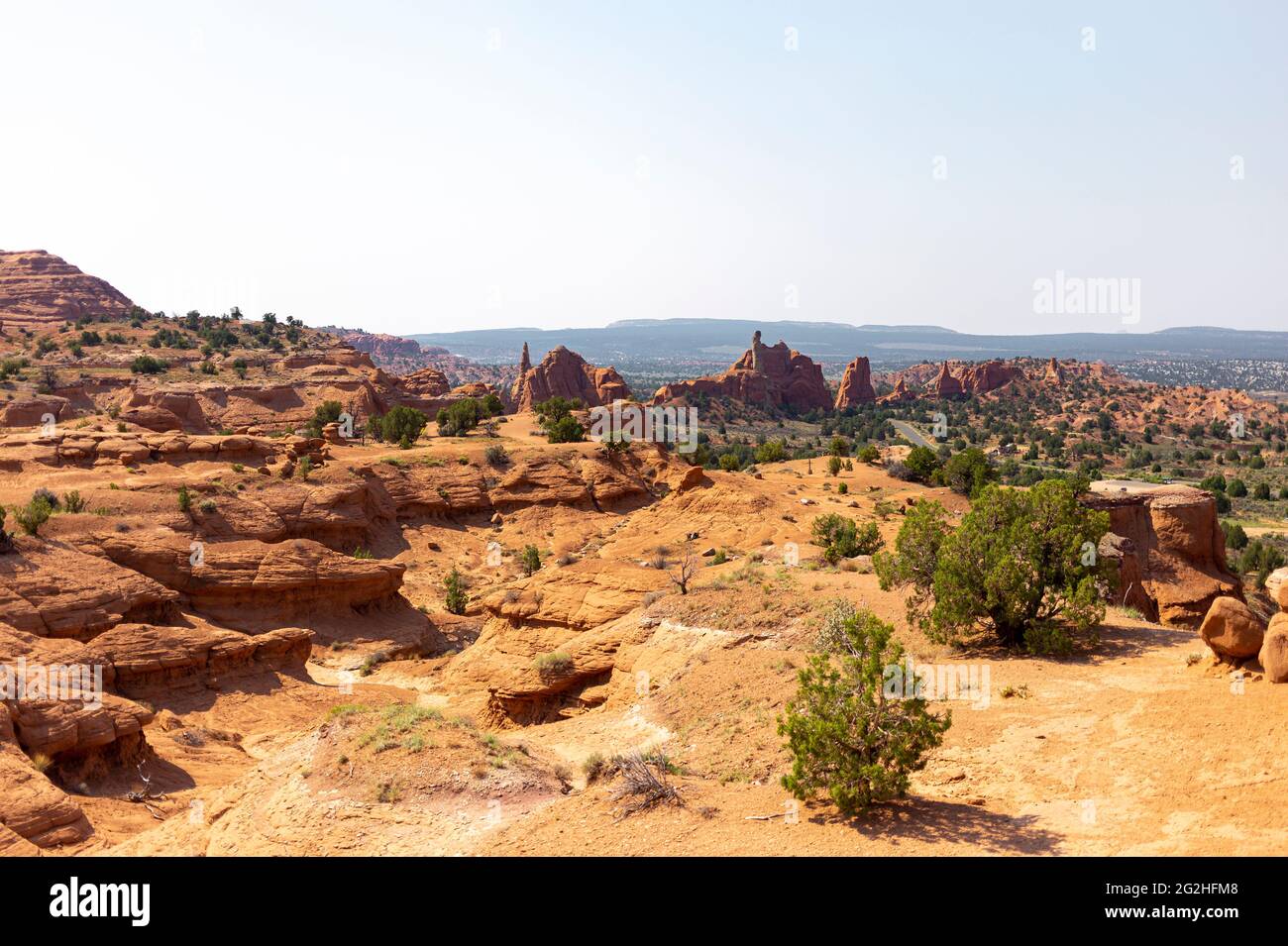 Wanderung durch den Angel's Palace Trail im Kodakchrome Basin State Park, Utah, USA. Stockfoto