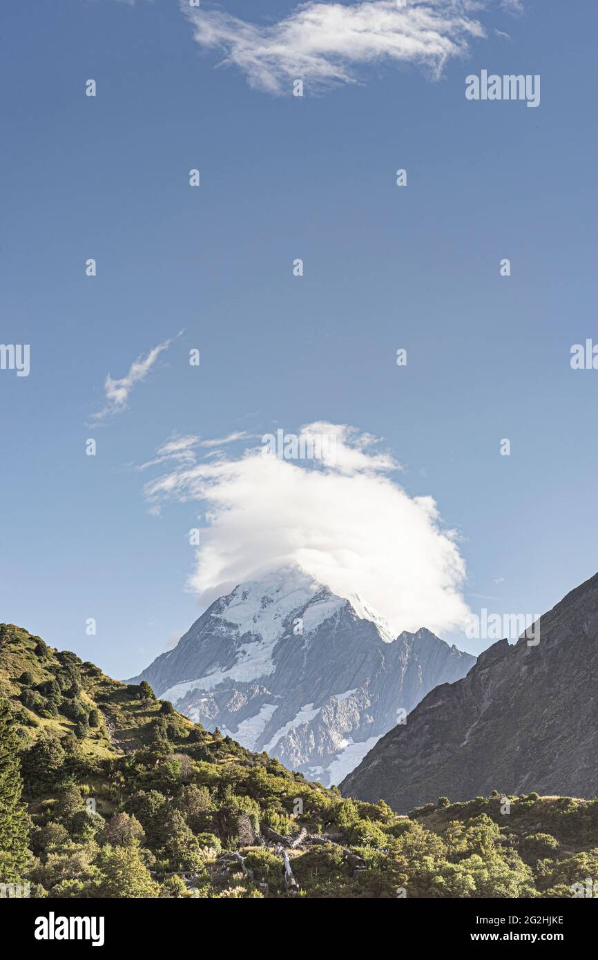 Aoraki / Mount Cook, Neuseelands höchster Berg im Mount Cook Nationalpark, Südinsel, Neuseeland Stockfoto