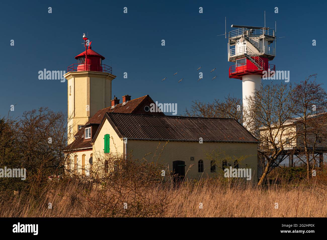 Alter und neuer Leuchtturm Westermarkelsdorf, Insel Fehmarn Stockfoto