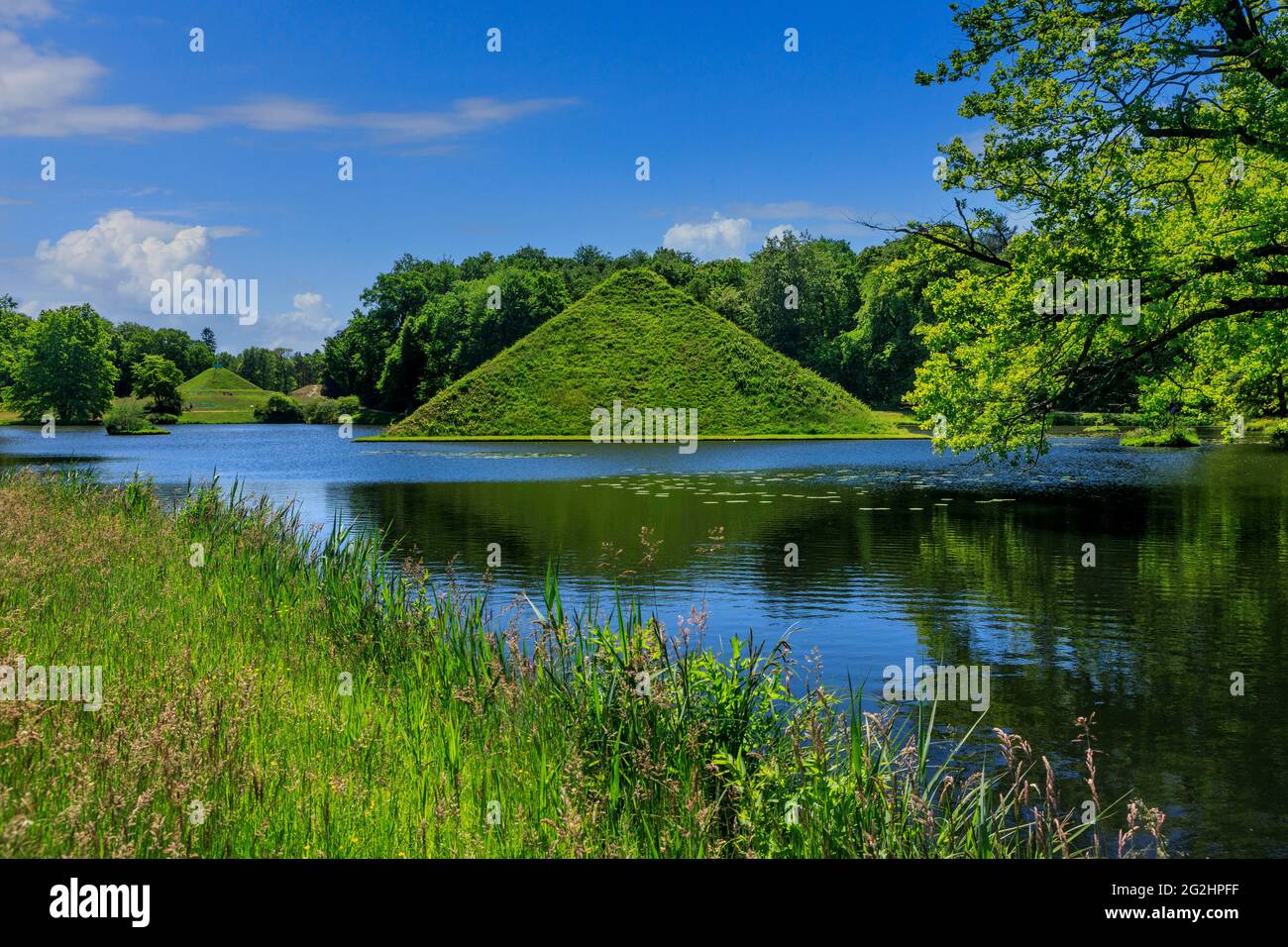 Seepyramide im Branitzer Park Stockfoto