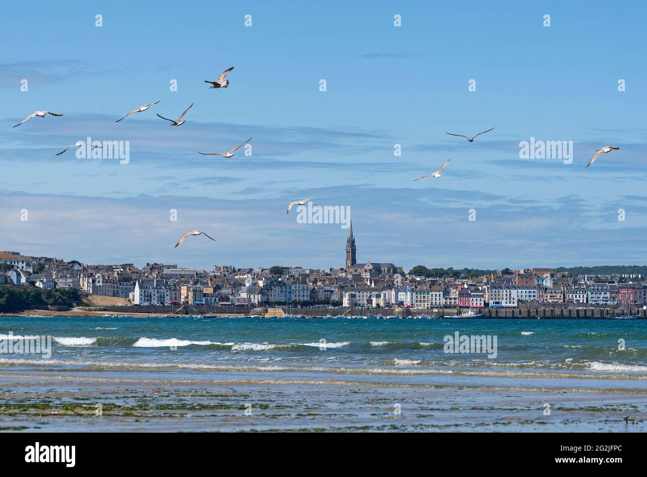 Douarnenez, Blick vom Strand 'Plage du RIS', Frankreich, Bretagne, Departement Finistère Stockfoto