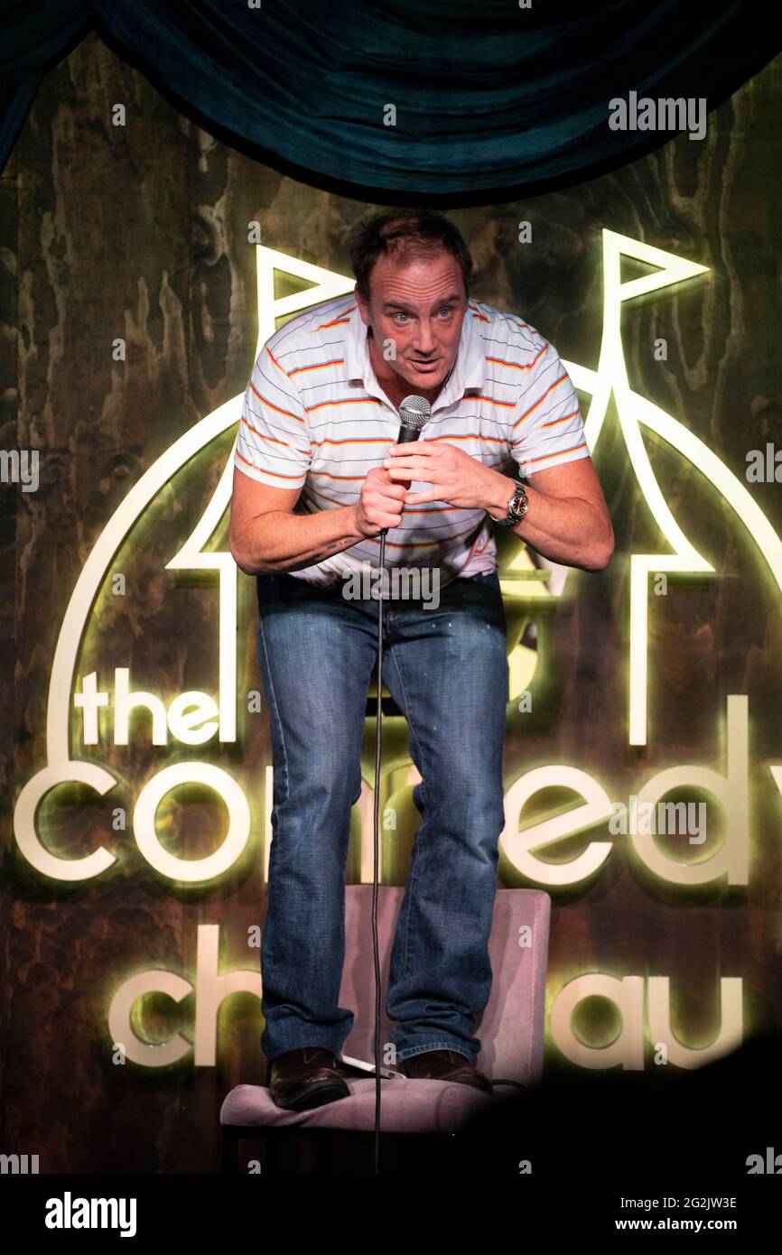 Los Angeles, USA. Juni 2021. Jay Mohr tritt am 11. Juni 2021 beim Debüt der Shindig Show im Comedy Chateau, Los Angeles, CA auf.Quelle: Eugene Powers/Alamy Live News Stockfoto