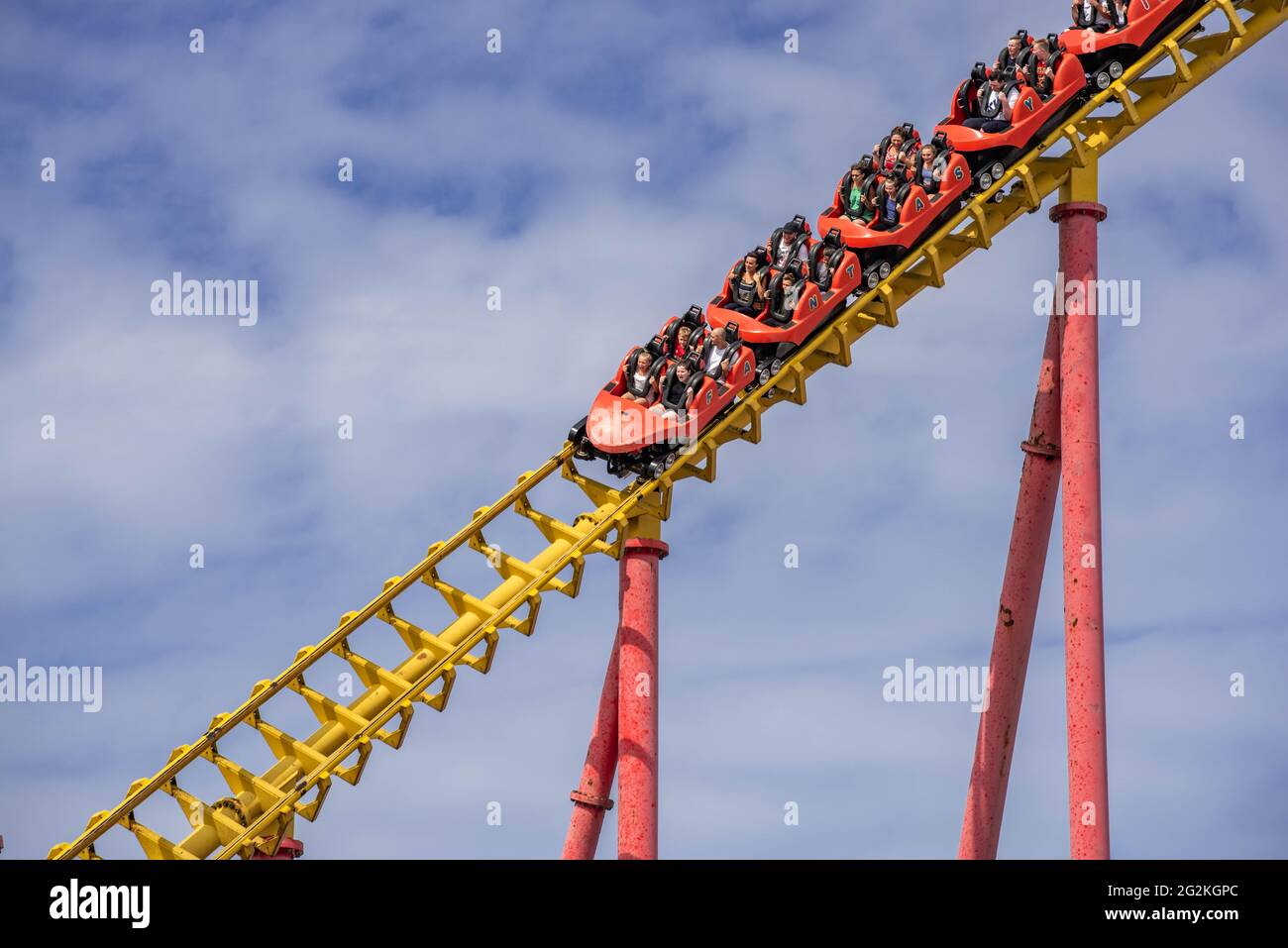 Die Fahrt und Achterbahnen von Fantasty Island Amusement / Theme Park Skegness, Inc Odyssey, Millennium , Rhombus Rocket , G Force , Unglaubliches Konfusio Stockfoto