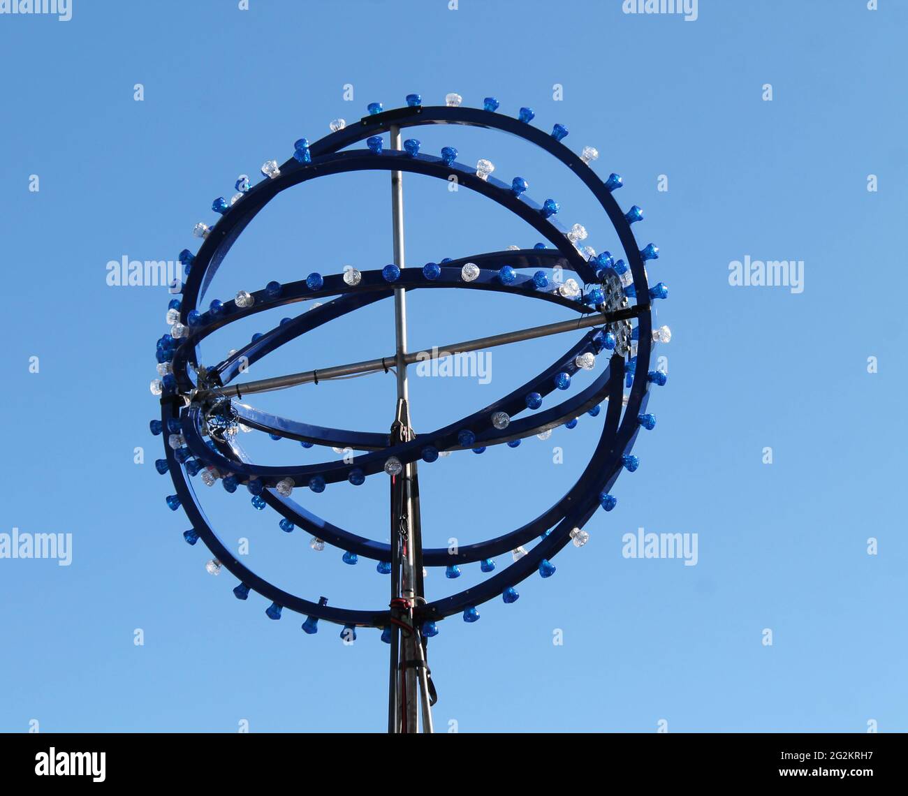 Die Anzeigelampen auf einer Vergnügungsfahrt auf einer Fun Fair. Stockfoto