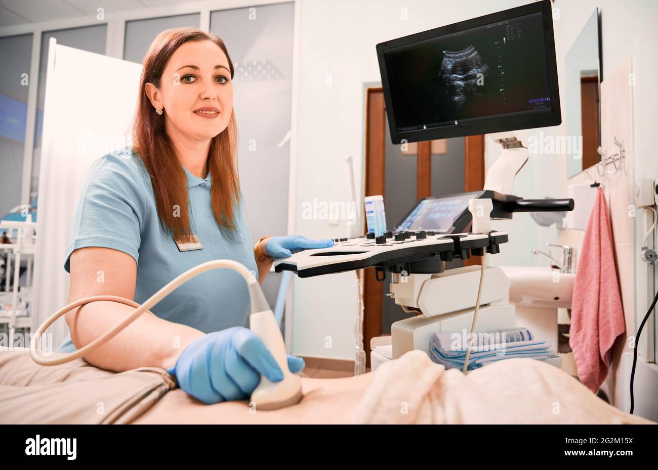 Sonografie frauenarzt -Fotos und -Bildmaterial in hoher Auflösung – Alamy