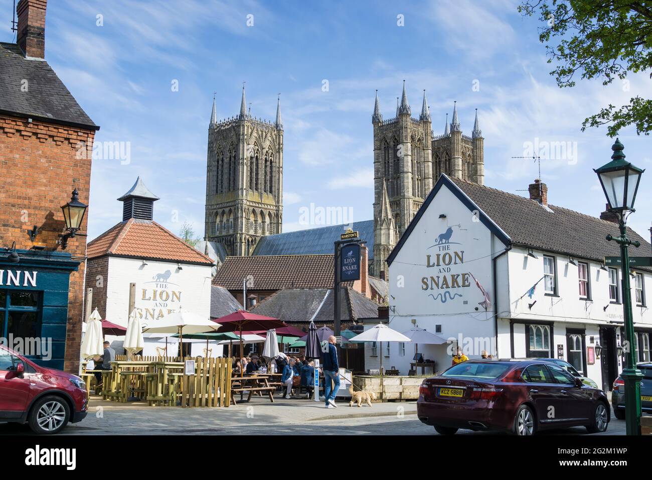 Das öffentliche Haus und Restaurant „Lion and Snake“ Bailgate Lincoln City Stockfoto