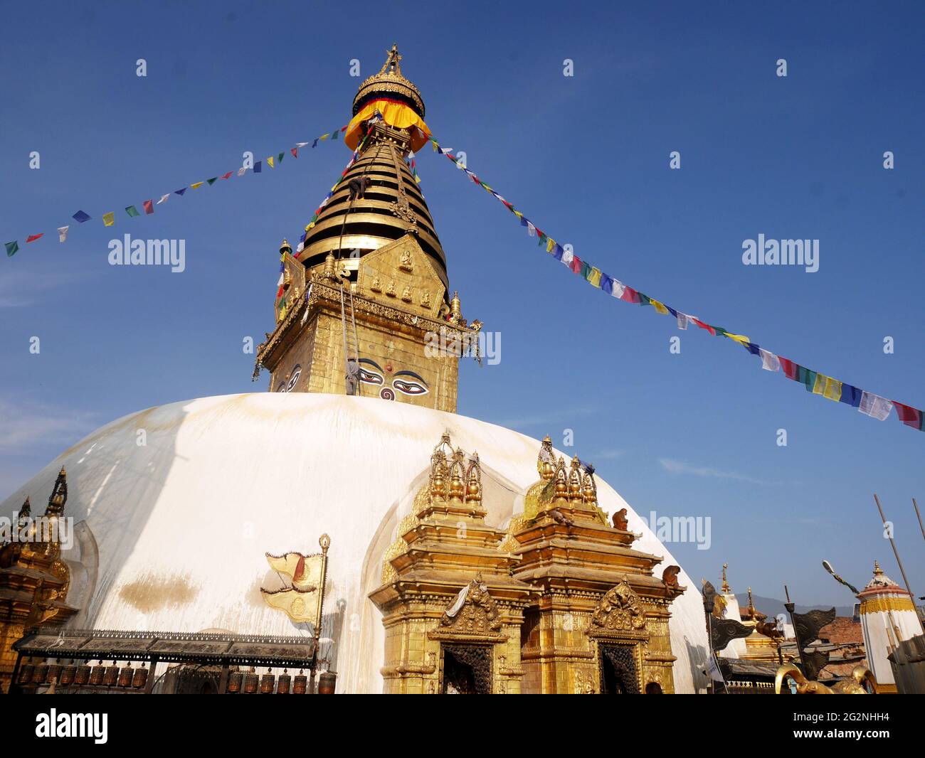 Swayambhunath Pagode oder Swayambu Chedi oder Swoyambhu Stupa oder Monkey Temple und die Augen von lord buddha für napali und ausländische Reisende besuchen Respe Stockfoto