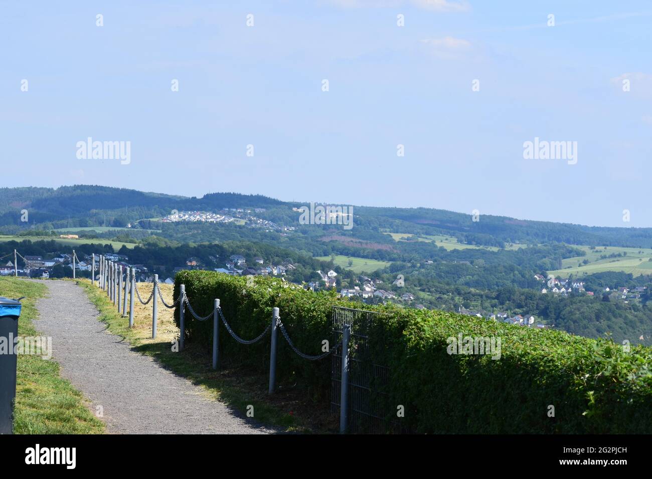 Die Besichtigung erfolgt auf Epeler Ley oberhalb der Brücke von Remagen, Ostseite Stockfoto