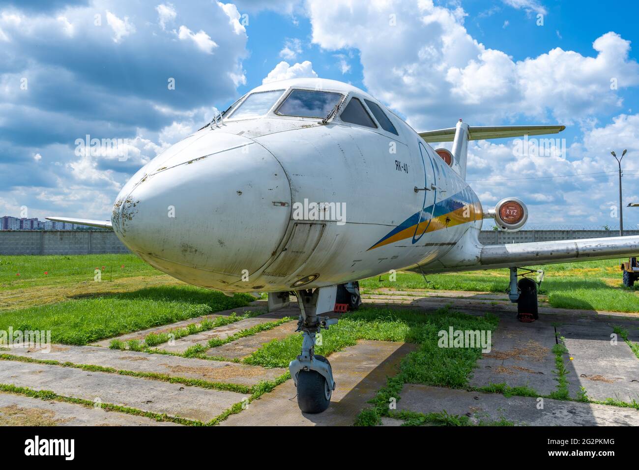 Kiew, Ukraine - 12. Juni 2021: Passagierflugzeug Yak-40. Stockfoto