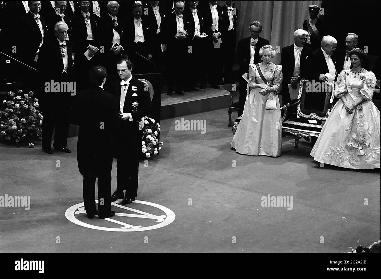 STOCKHOM  SCHWEDEN   10. Dezember 1985 S.M. der König Carl Gustaf und Queem Sylvia von Schweden und Prinz Bertil und Prinzessin lilian von Halland und alle de Stockfoto