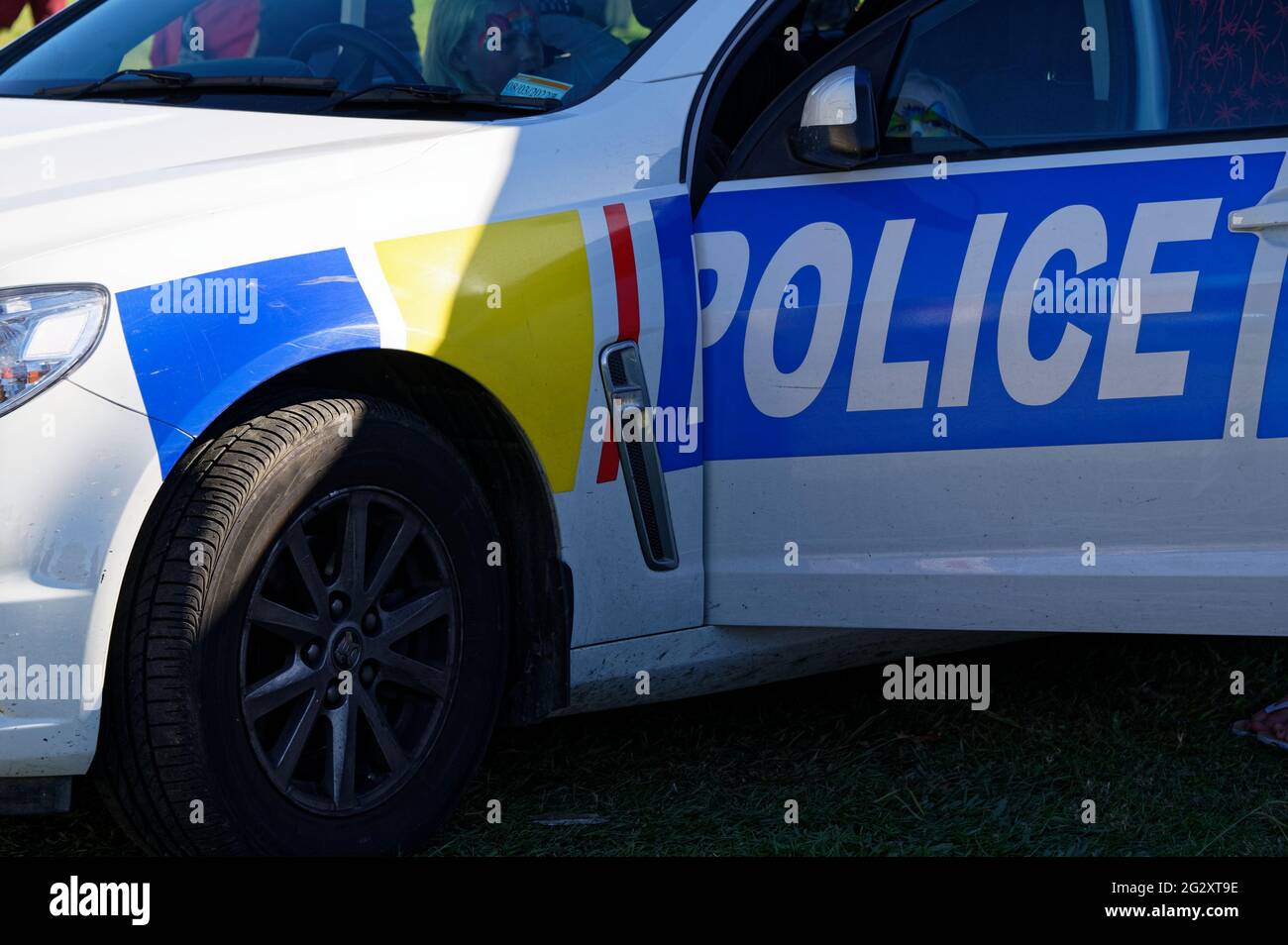 Ein neuseeländisches Strafverfolgungsfahrzeug, bereit, im Notfall zu reagieren. Stockfoto