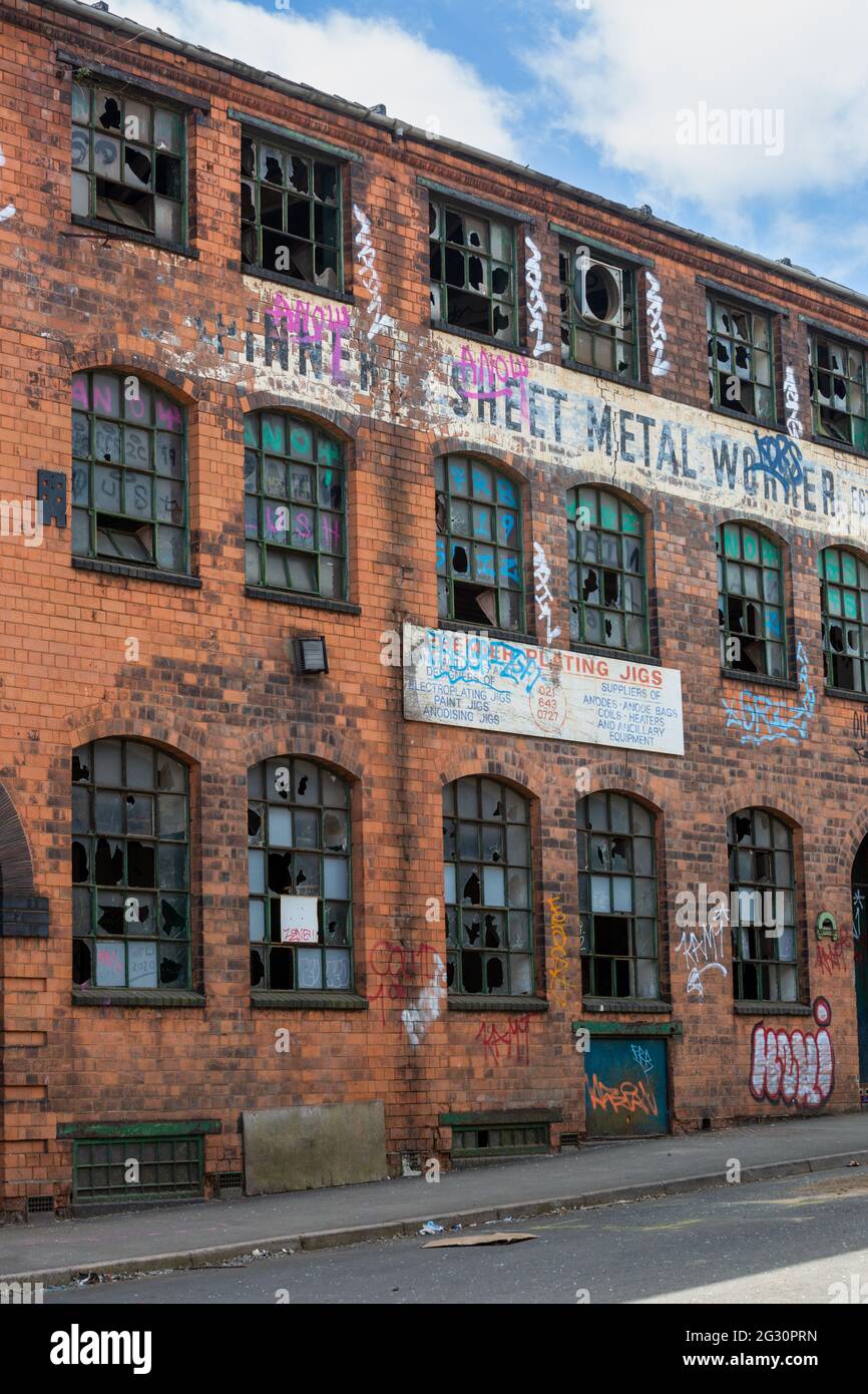 Altes verlassene Fabrikgebäude, Digbeth, Birmingham, Großbritannien 2021 Stockfoto