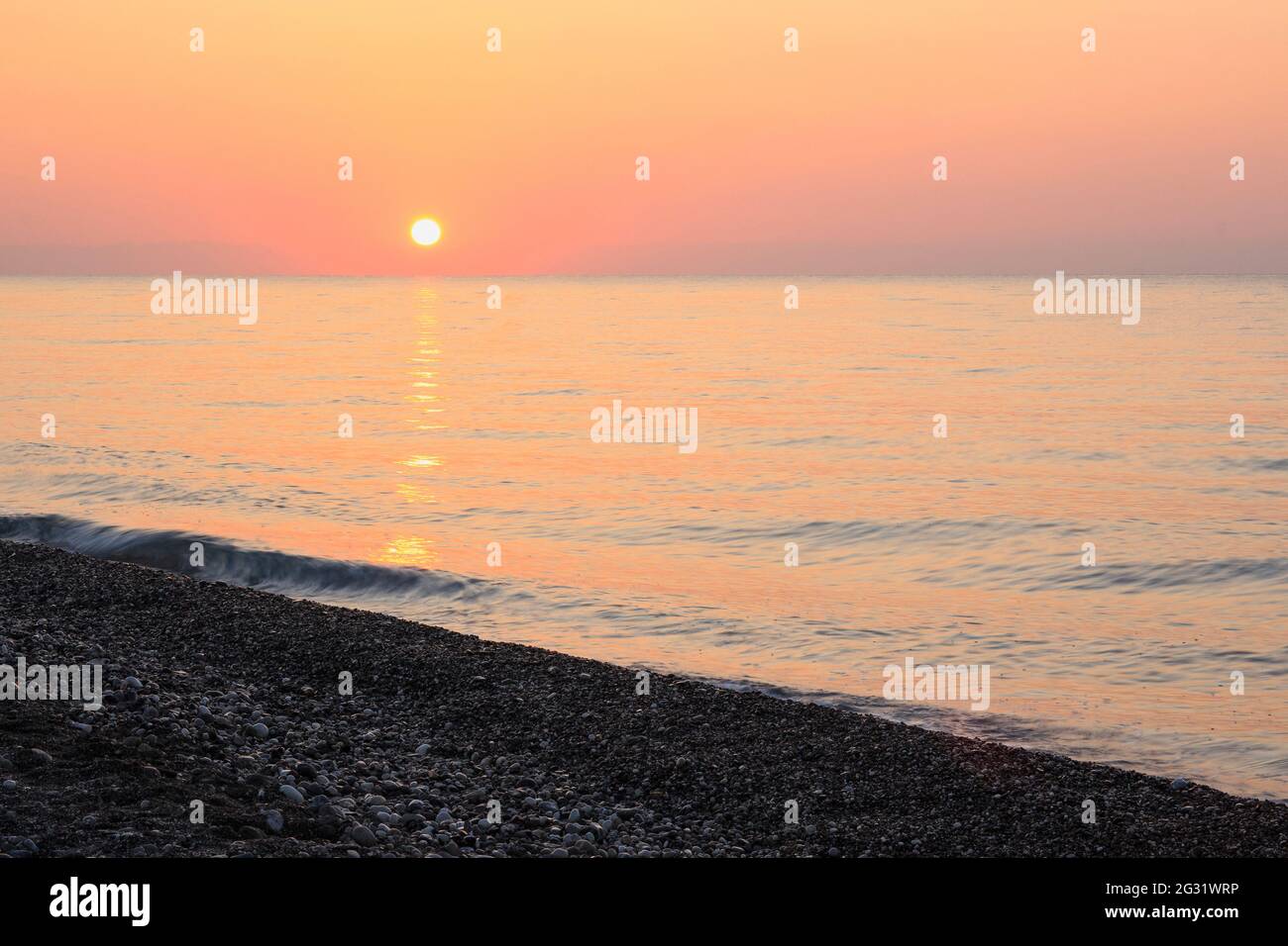 Sonnenaufgang am Mittelmeer Stockfoto