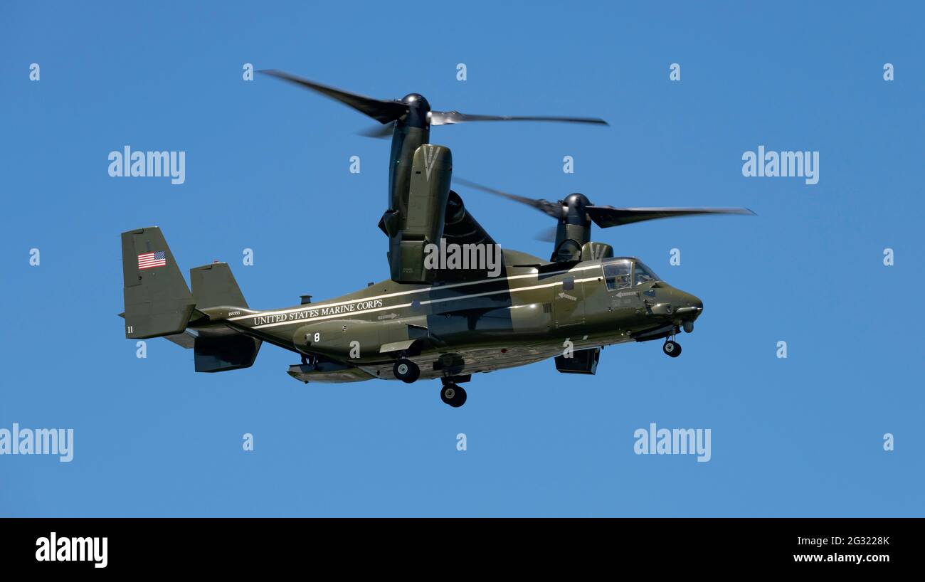 RNAS Culdrose, Helston, Cornwall, Großbritannien. Juni 2021. MV-22B Osprey-Flugzeuge des Marine Helicopter 1 Staffel, die den Schutzaufgaben des Präsidenten des designierten Sea King VH-3D 'Marine1' zugewiesen wurde Quelle: Bob Sharples/Alamy Live News Stockfoto