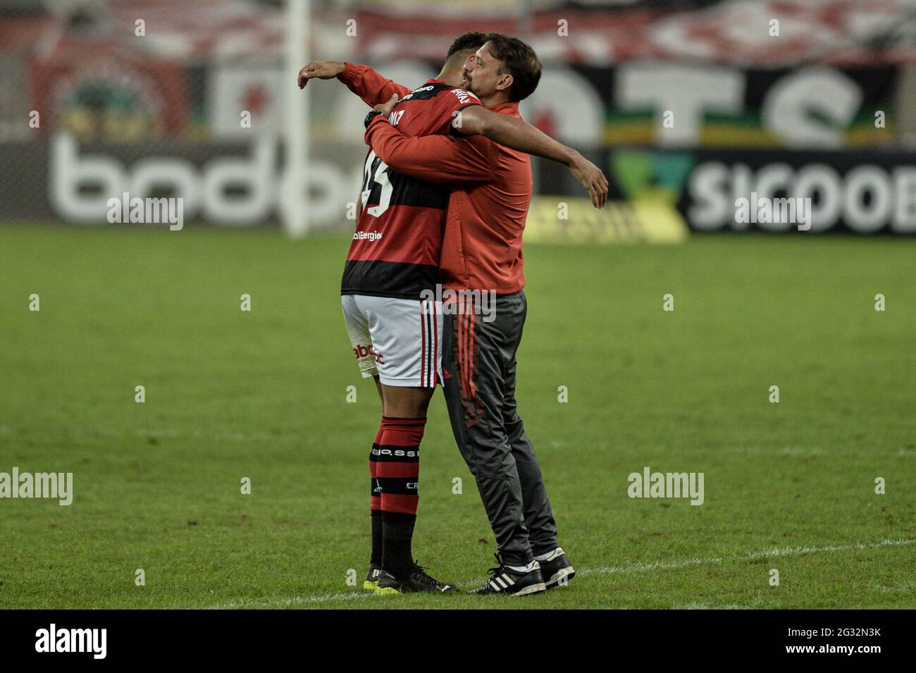 Rio De Janeiro, Brasilien. Juni 2021. Rodrigo Muniz feiert das Tor bei Flamengo x América MG, einem Spiel, das für die brasilianische Meisterschaft 2021 gültig ist, das am Sonntagnachmittag (13) im Stadion Maracanã in Rio de Janeiro (RJ) ausgetragen wird. Kredit: Nayra Halm/FotoArena/Alamy Live Nachrichten Stockfoto