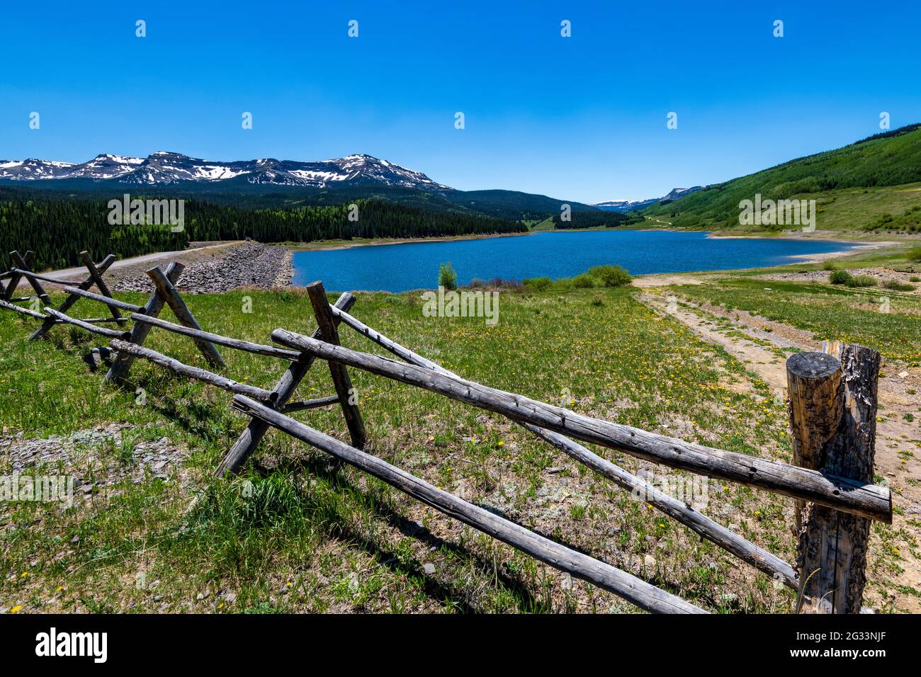 Bear Lake und Flattop Mountain Stockfoto